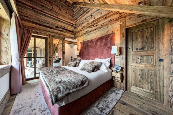 价值 2600 万美元的阿尔卑斯山最昂贵的小木屋是什么样子？ (8)