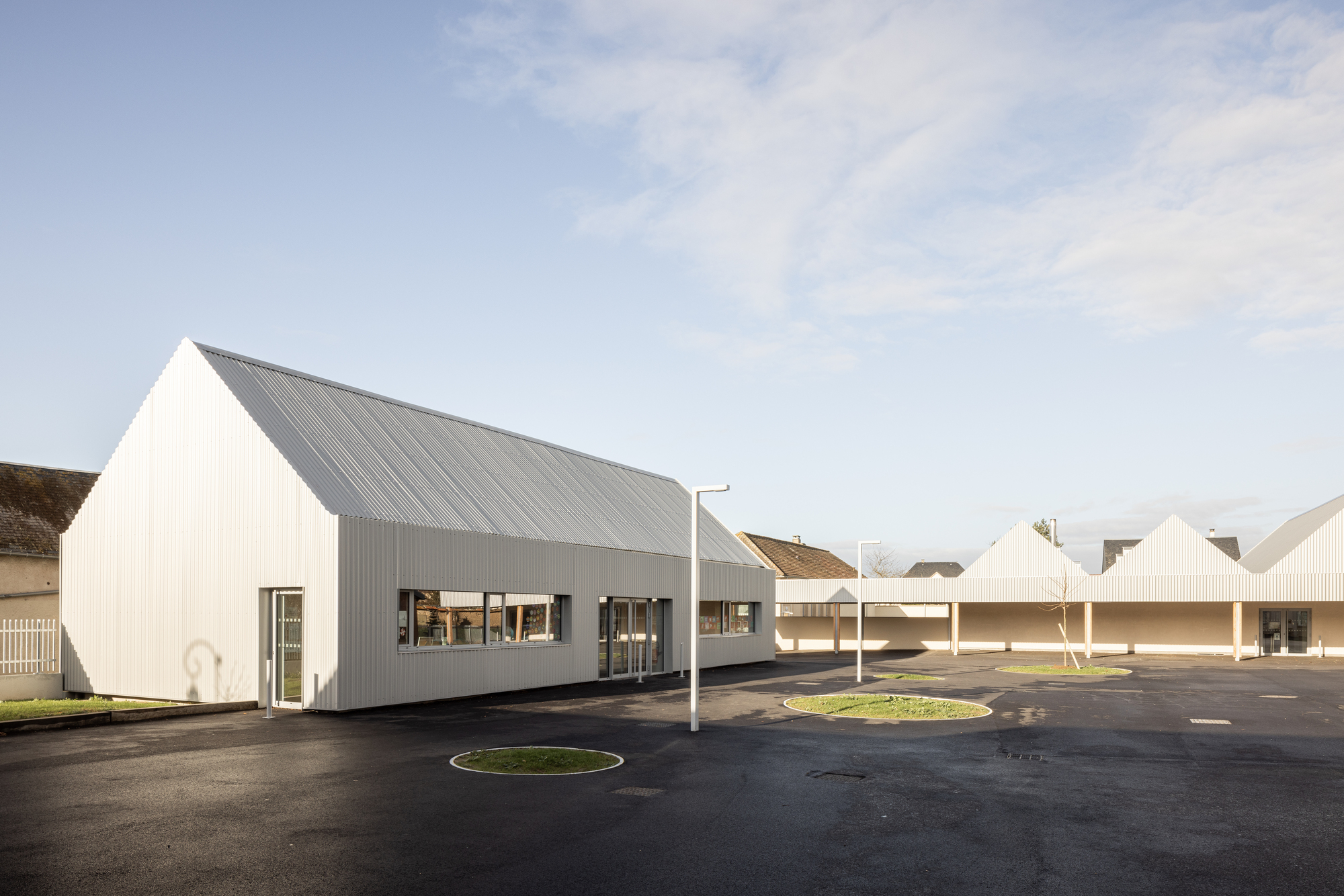 图片[3]|Guichainiville 综合学校 / ACAU Architects|ART-Arrakis | 建筑室内设计的创新与灵感