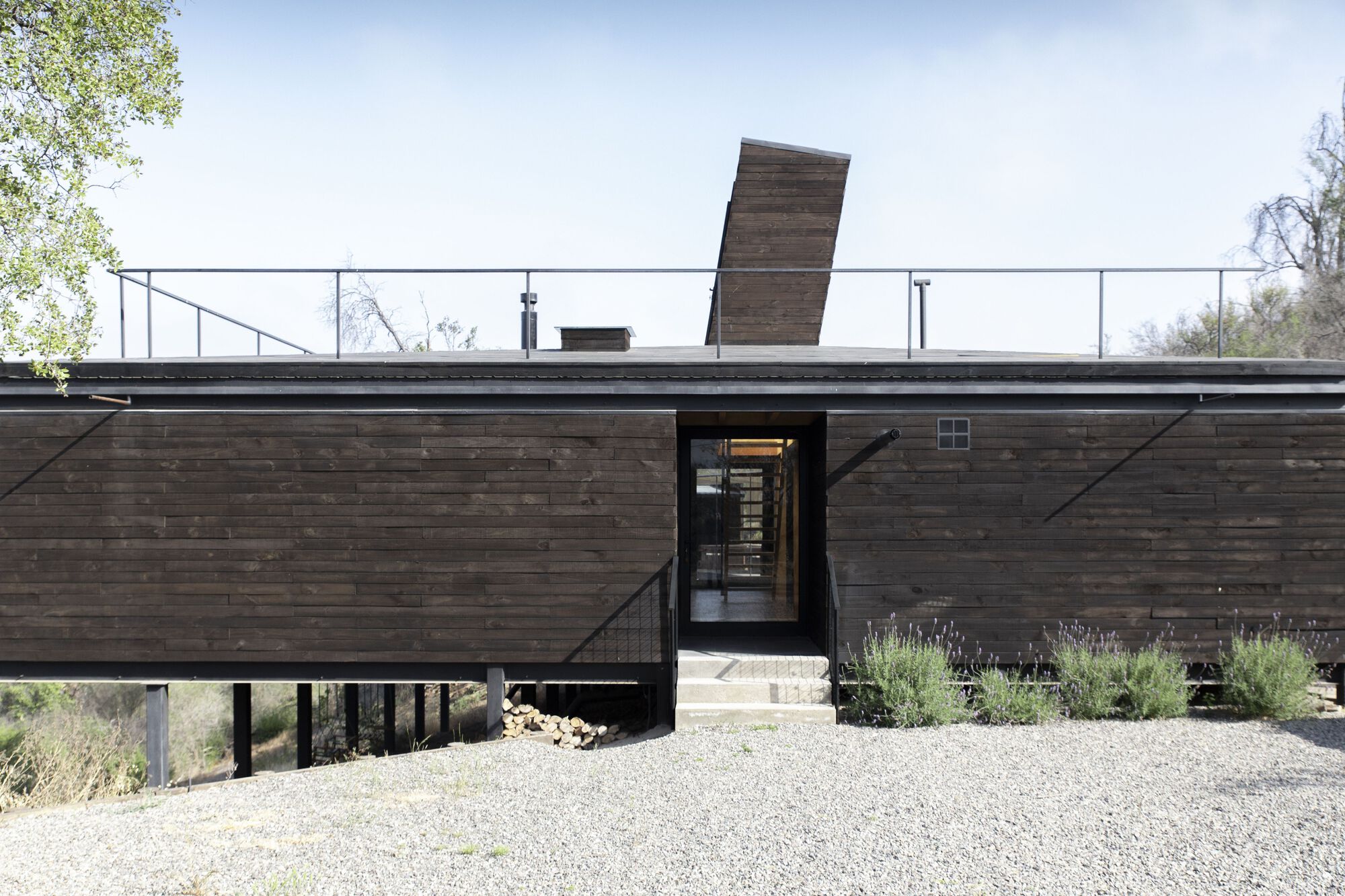图片[2]|山中落‘飞船’，智利 Hatch 住宅 / BozaWilson Arquitectos|ART-Arrakis | 建筑室内设计的创新与灵感