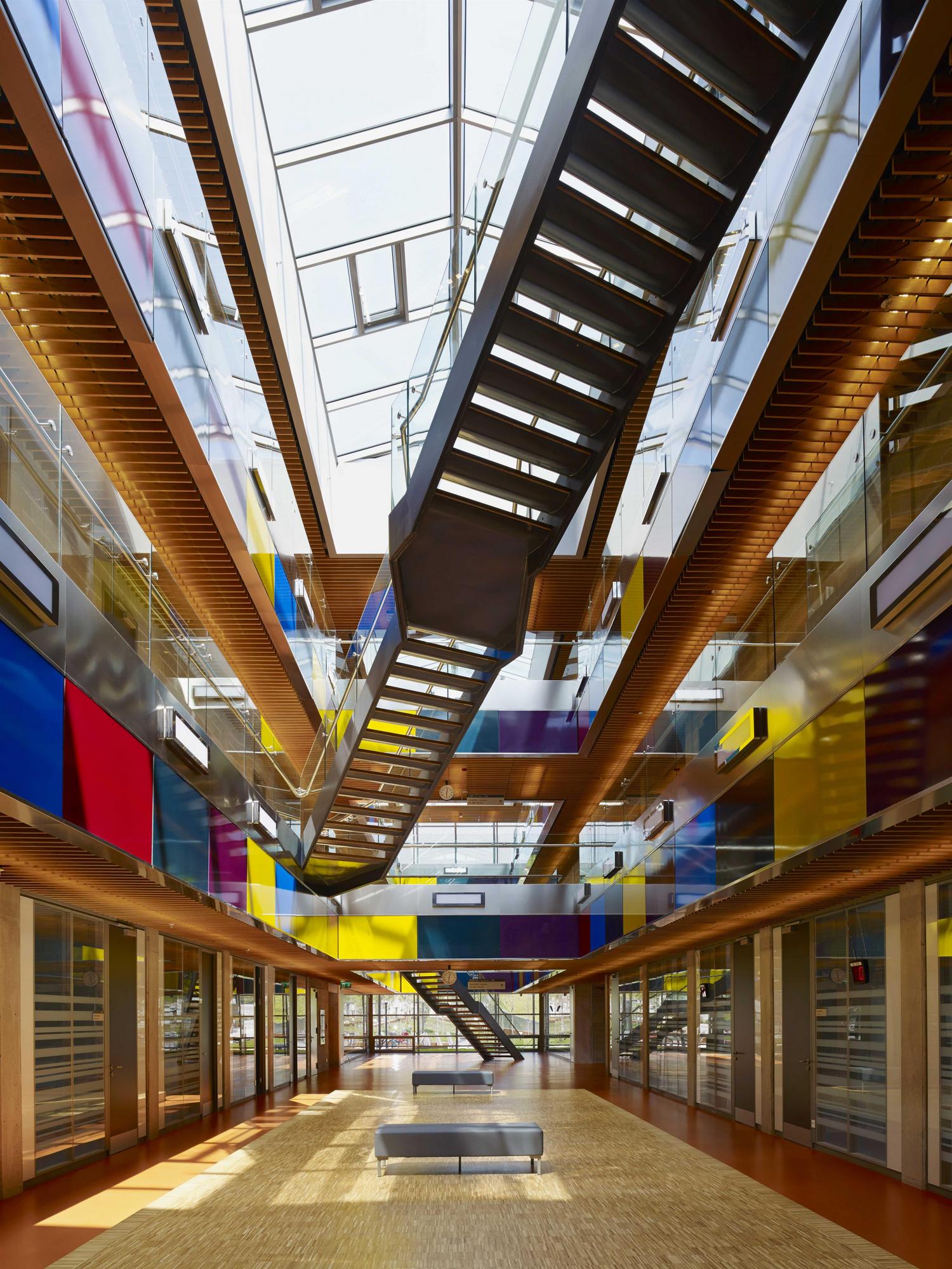 皮里雷斯海事大学|ART-Arrakis | 建筑室内设计的创新与灵感