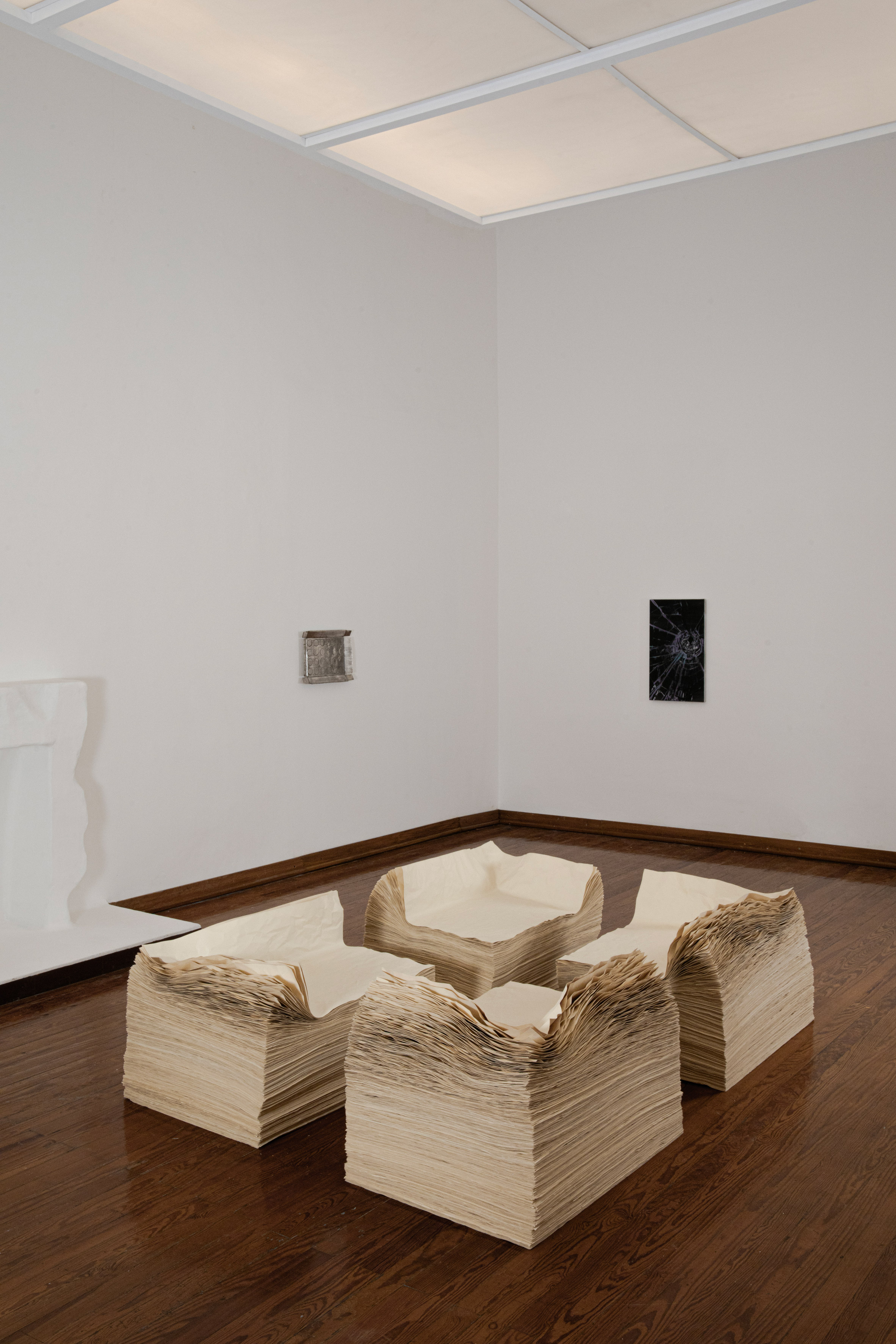 Brian Thoreen用数千张纸制作椅子|ART-Arrakis | 建筑室内设计的创新与灵感