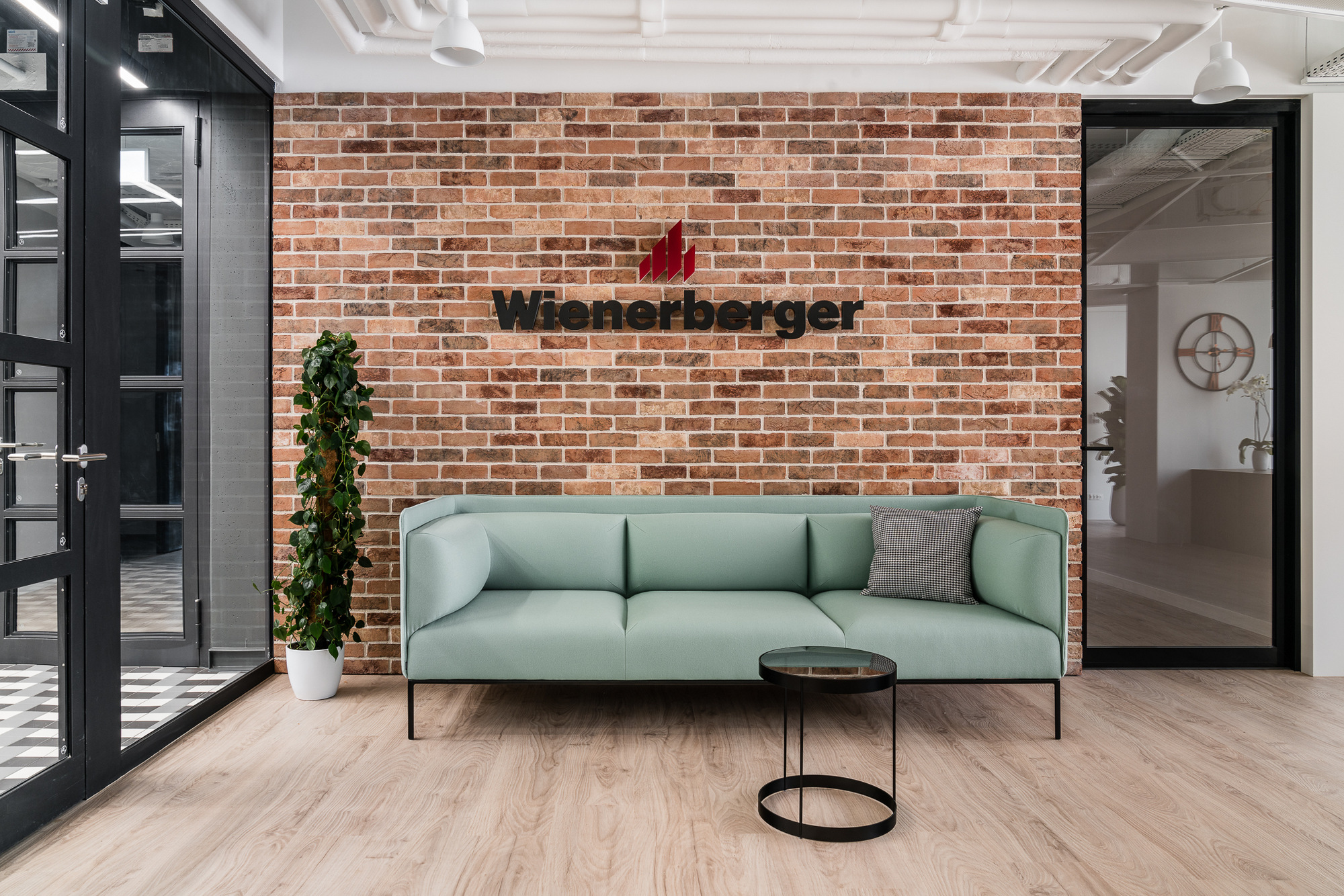 Wienerberger办公室-华沙|ART-Arrakis | 建筑室内设计的创新与灵感