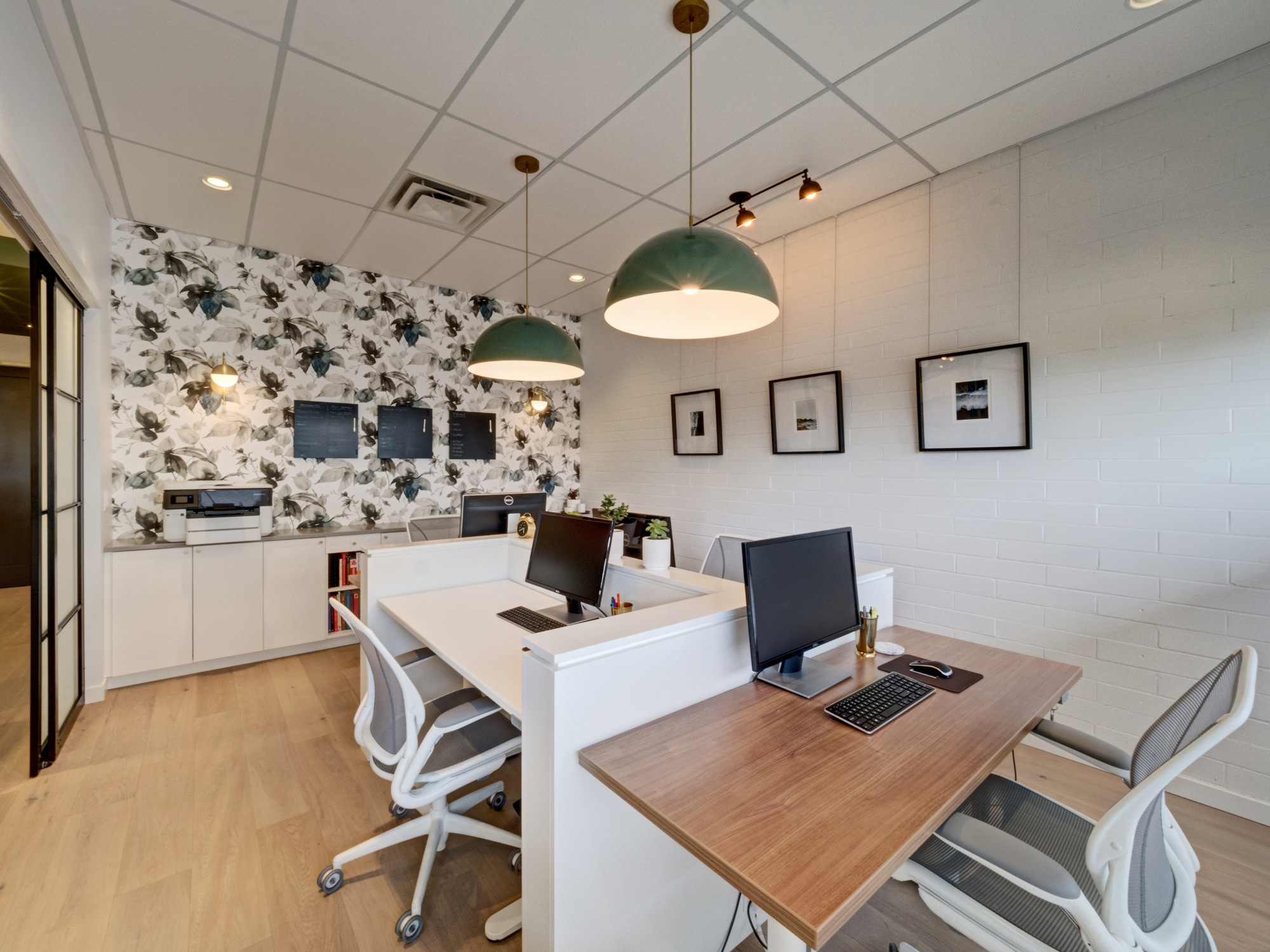 应急设计办公室-Sechelt|ART-Arrakis | 建筑室内设计的创新与灵感