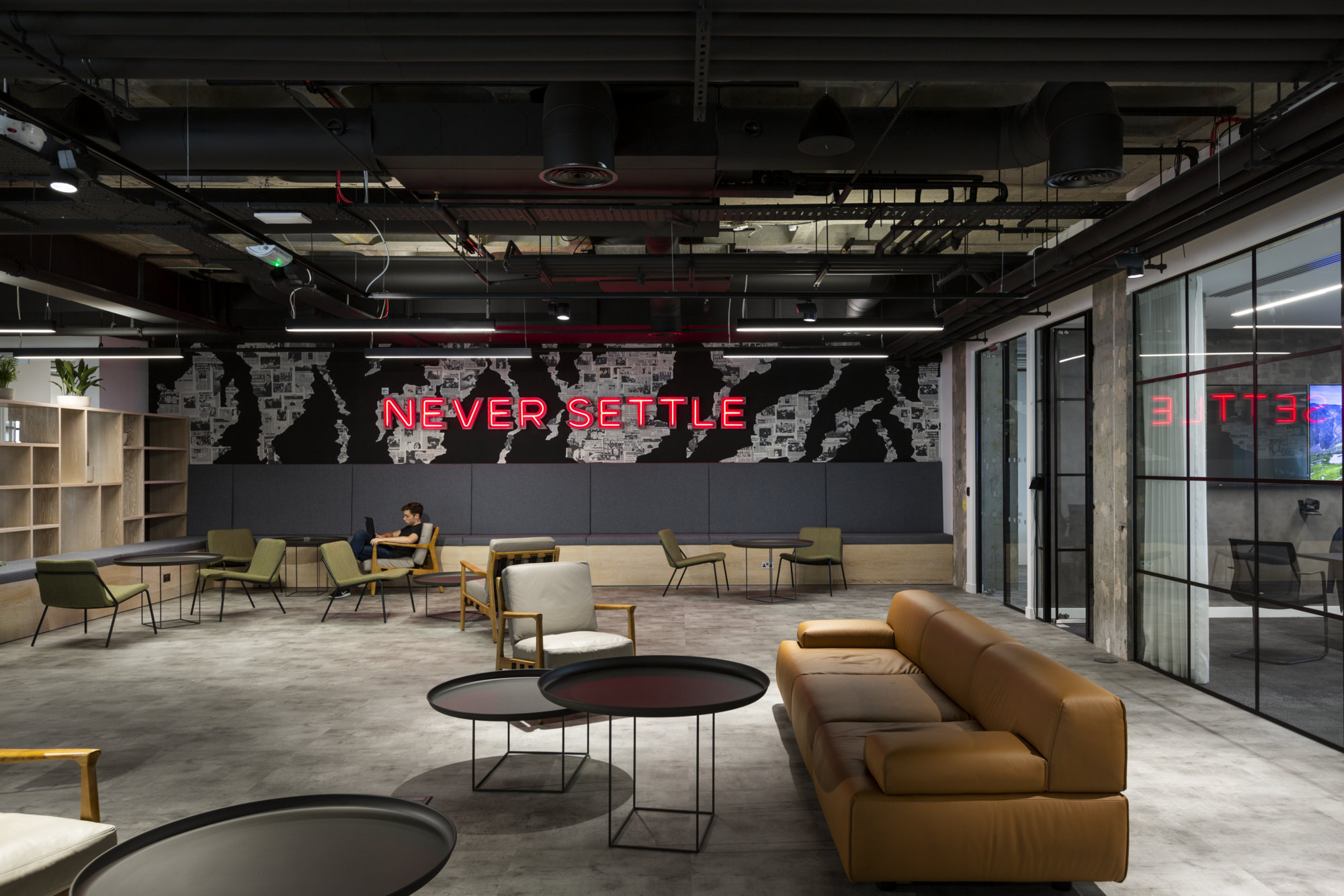 Revolut办公室——伦敦|ART-Arrakis | 建筑室内设计的创新与灵感