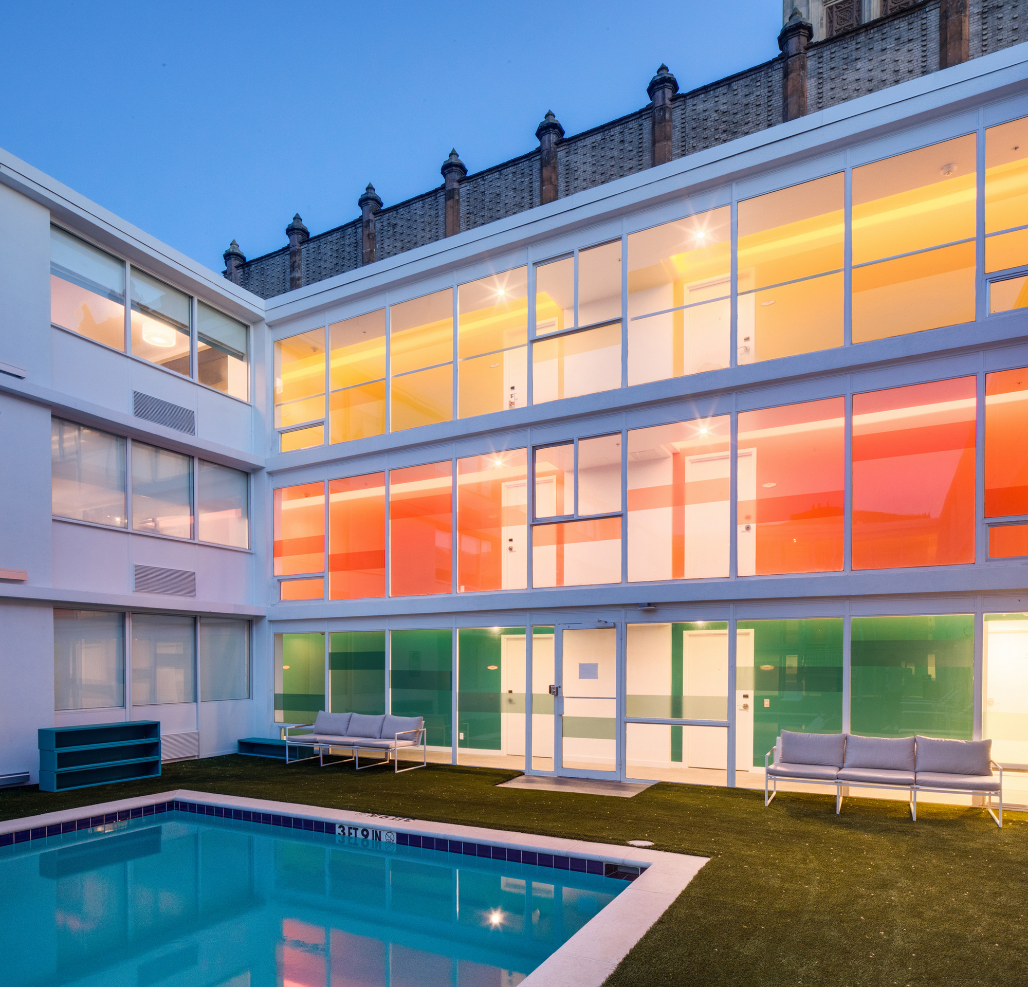图片[11]|孟菲斯靛蓝酒店|ART-Arrakis | 建筑室内设计的创新与灵感