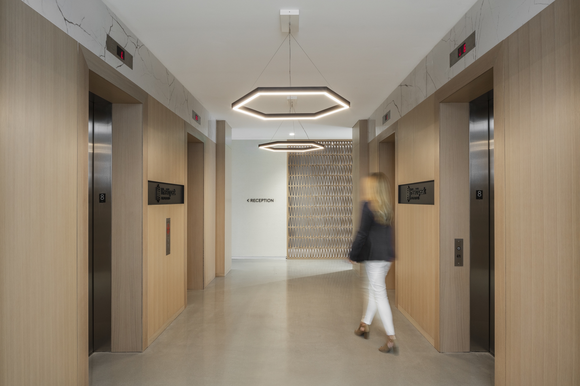 Healthpeak Properties办公室——丹佛|ART-Arrakis | 建筑室内设计的创新与灵感