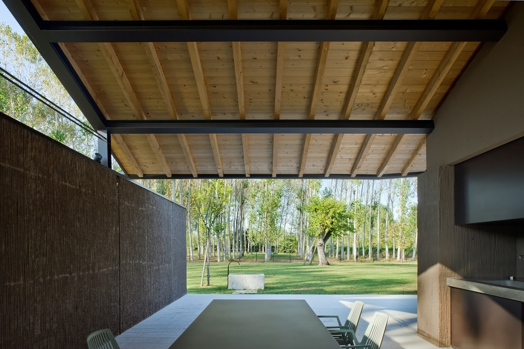 图片[3]|白杨林中的小屋 / MIDE architetti|ART-Arrakis | 建筑室内设计的创新与灵感
