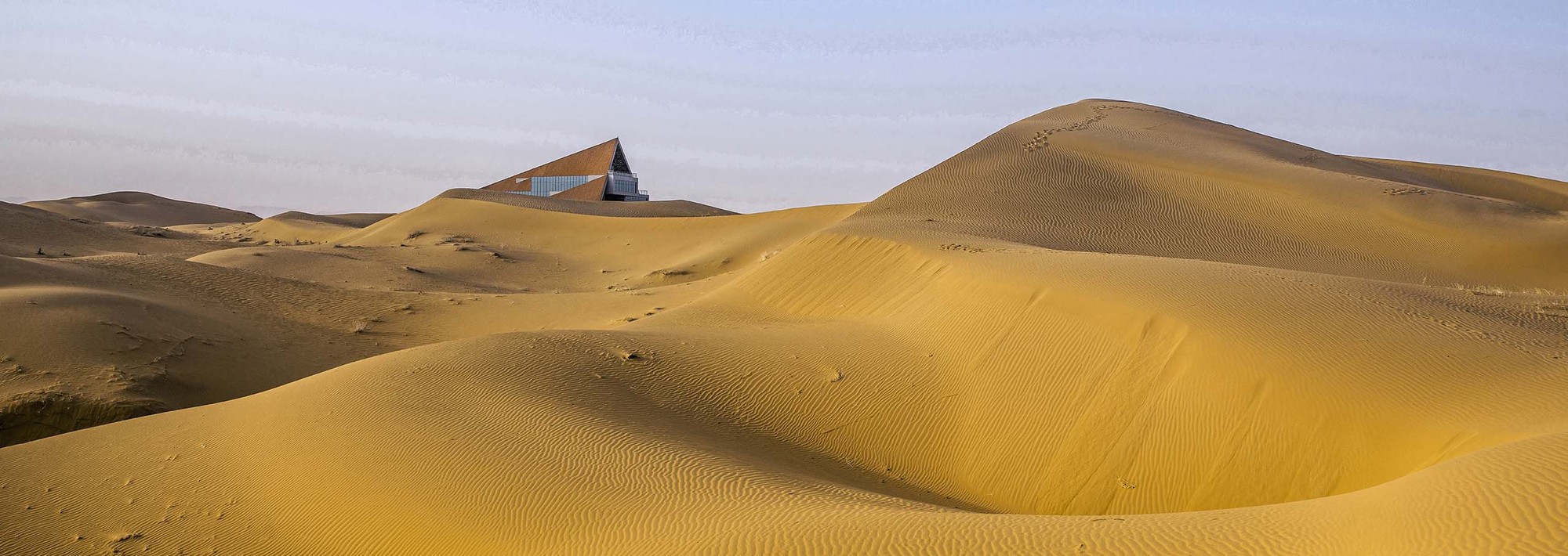 图片[2]|大漠星河营地接待中心 / 三文建筑|ART-Arrakis | 建筑室内设计的创新与灵感