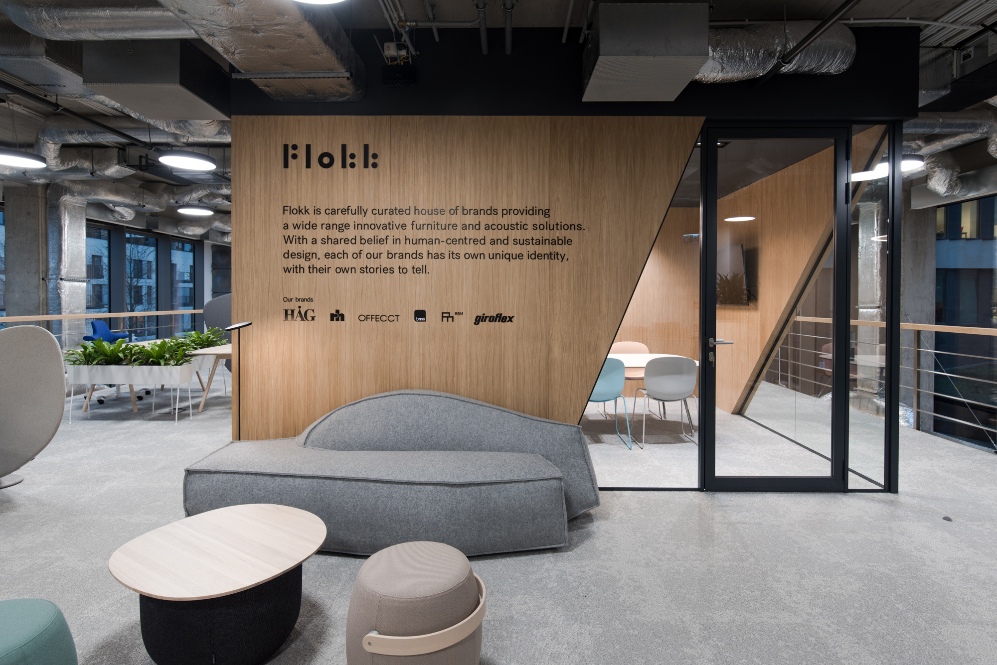 Flokk展厅和办公室-华沙|ART-Arrakis | 建筑室内设计的创新与灵感