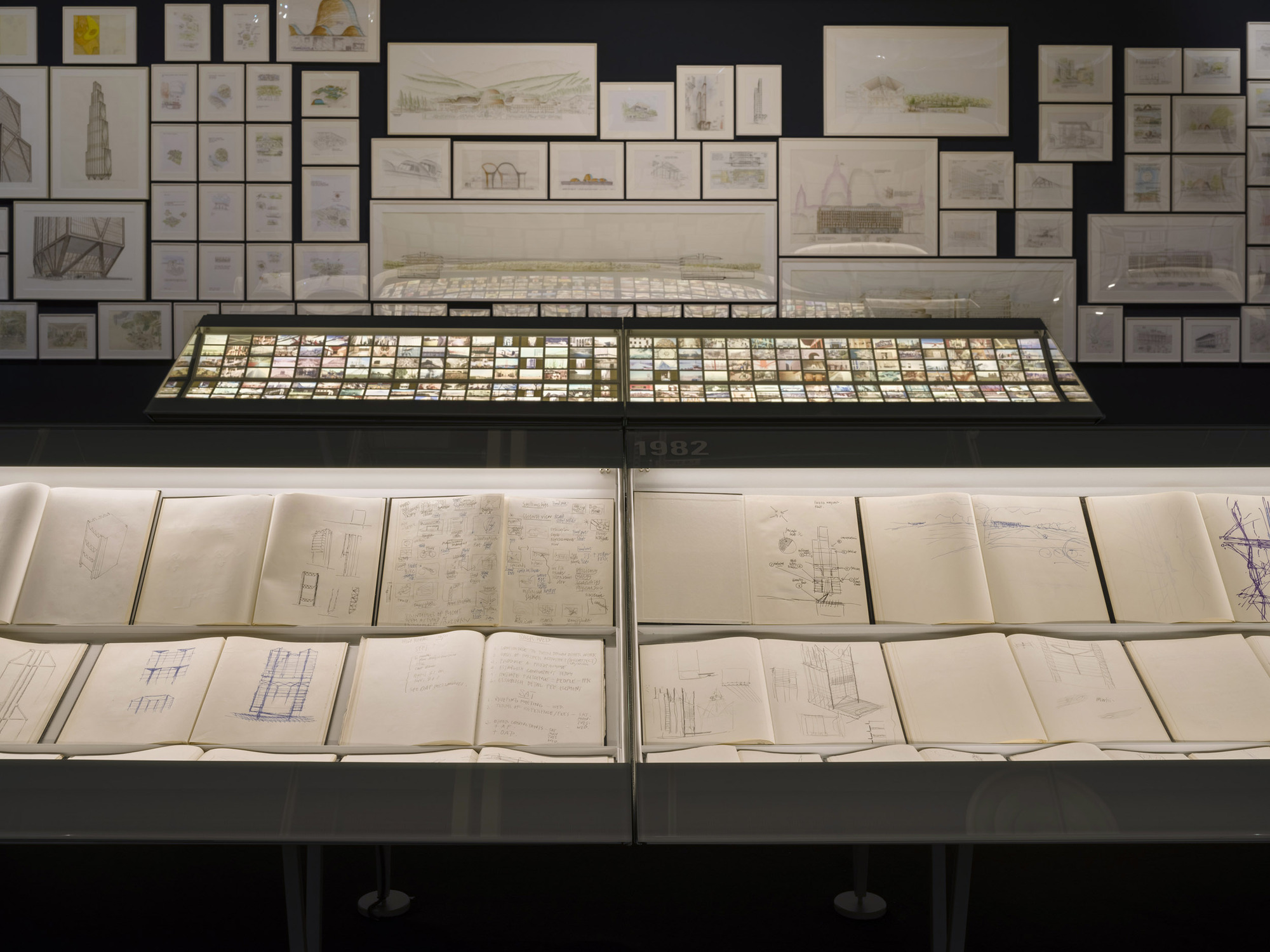 诺曼·福斯特的60年，在蓬皮杜艺术中心开展并设计展柜|ART-Arrakis | 建筑室内设计的创新与灵感