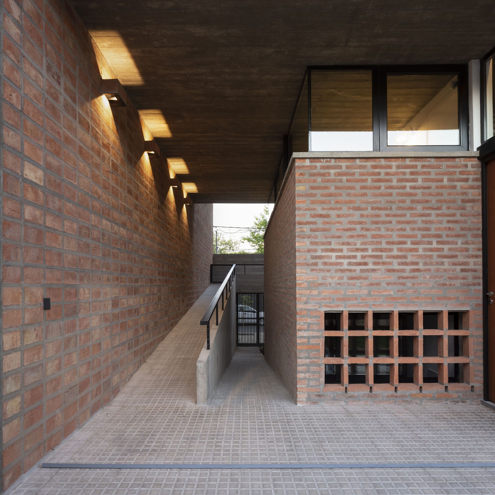 图片[1]|Hipódromo 住宅 / Marianela Sarghini +Federico Craig|ART-Arrakis | 建筑室内设计的创新与灵感