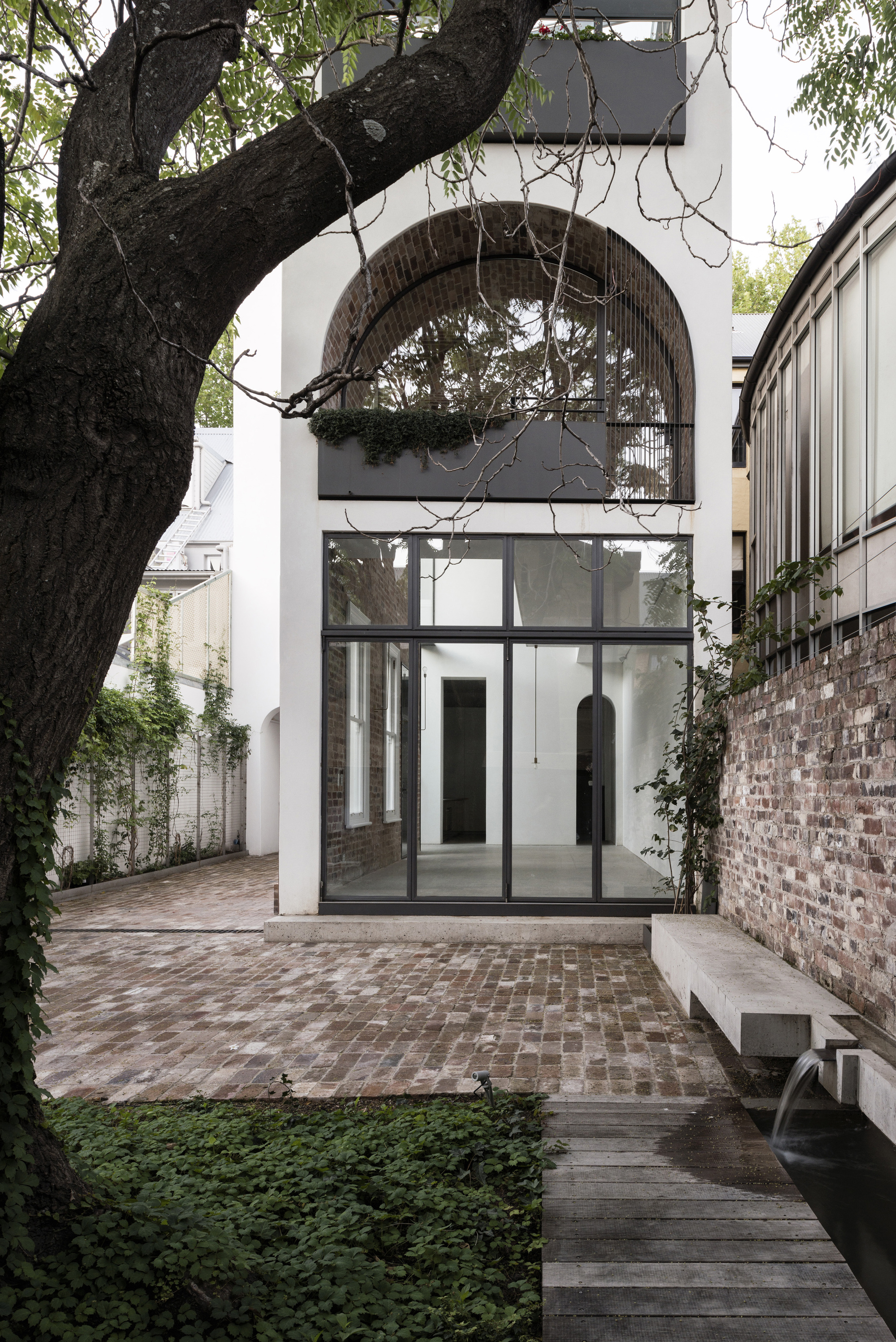 图片[1]|在澳大利亚的‘意式住宅’ / Renato D’Ettorre Architects|ART-Arrakis | 建筑室内设计的创新与灵感