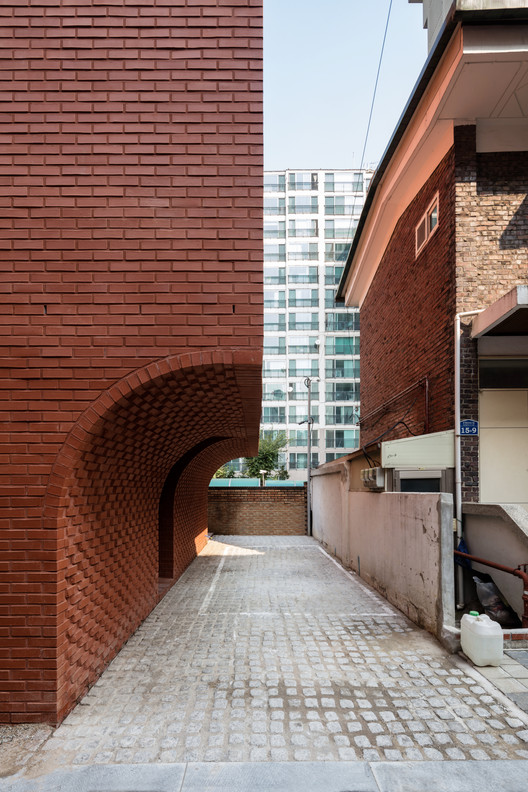 图片[2]|韩国建筑师 stpmj：“密集城市结构的解决方案：垂直生活”|ART-Arrakis | 建筑室内设计的创新与灵感