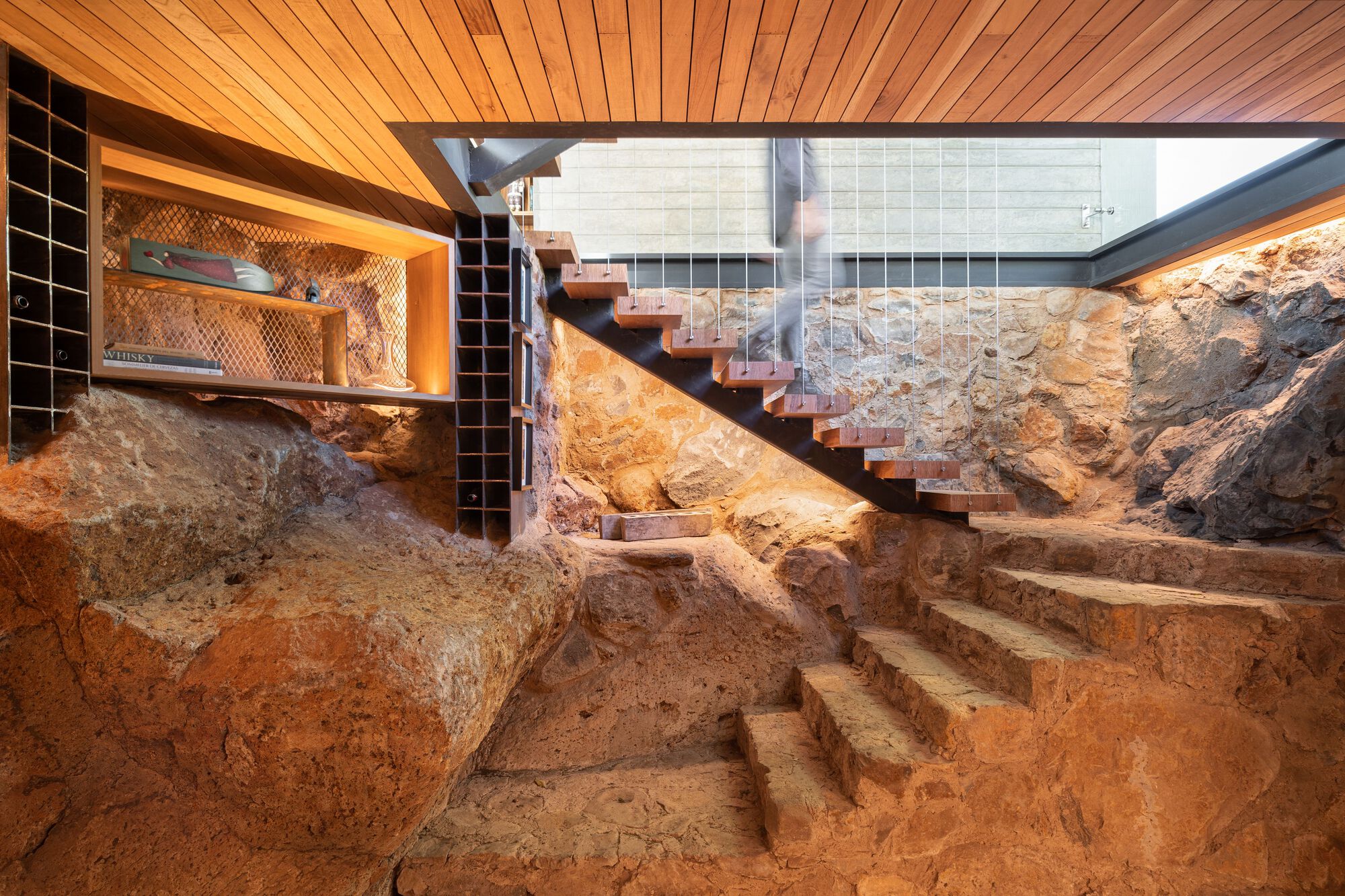 岩石屋，酒穴之家 / André Restelli|ART-Arrakis | 建筑室内设计的创新与灵感