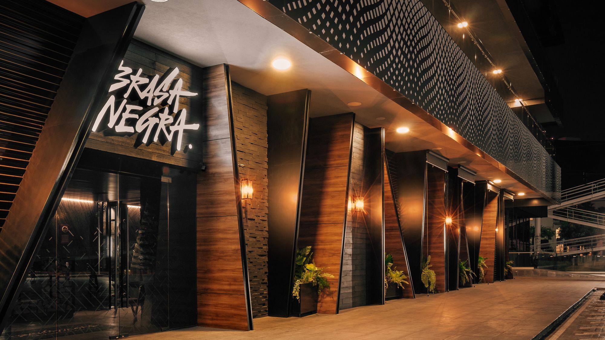 Brasa Negra餐厅|ART-Arrakis | 建筑室内设计的创新与灵感