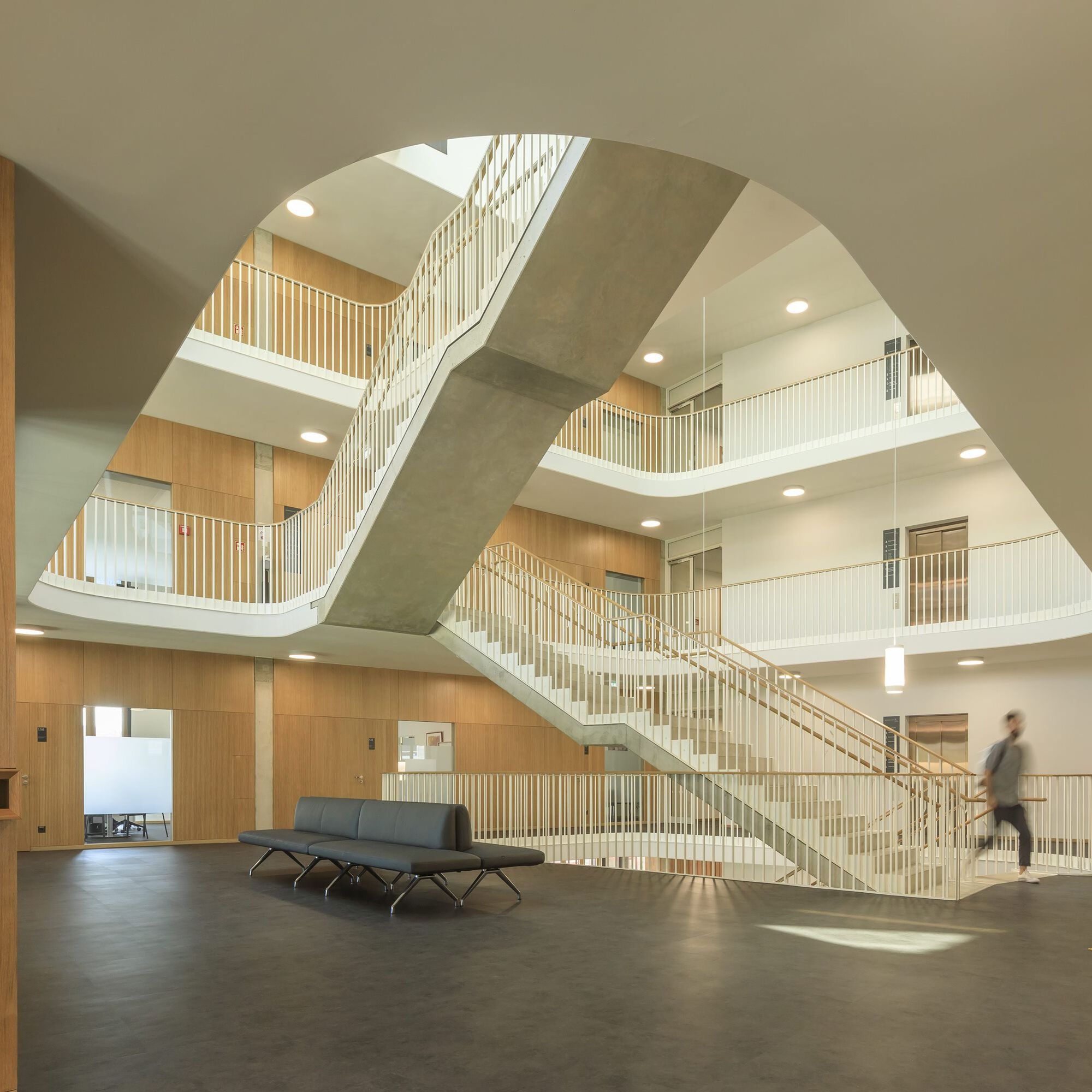 图片[1]|Salem 市政厅 / Estudio Primitivo González | eGa + mmp Architects|ART-Arrakis | 建筑室内设计的创新与灵感