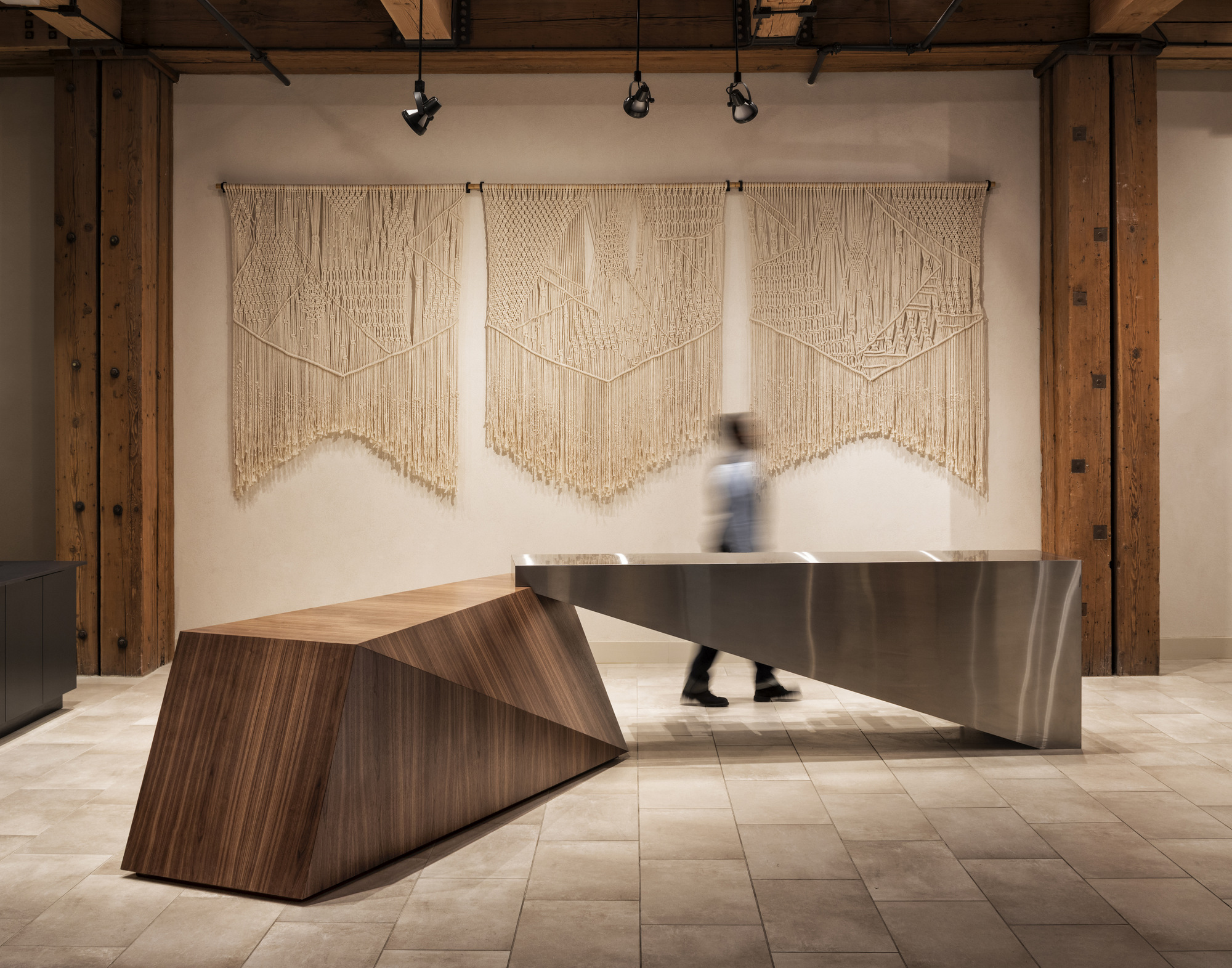 明尼阿波利斯米尔区希尔顿遮篷|ART-Arrakis | 建筑室内设计的创新与灵感