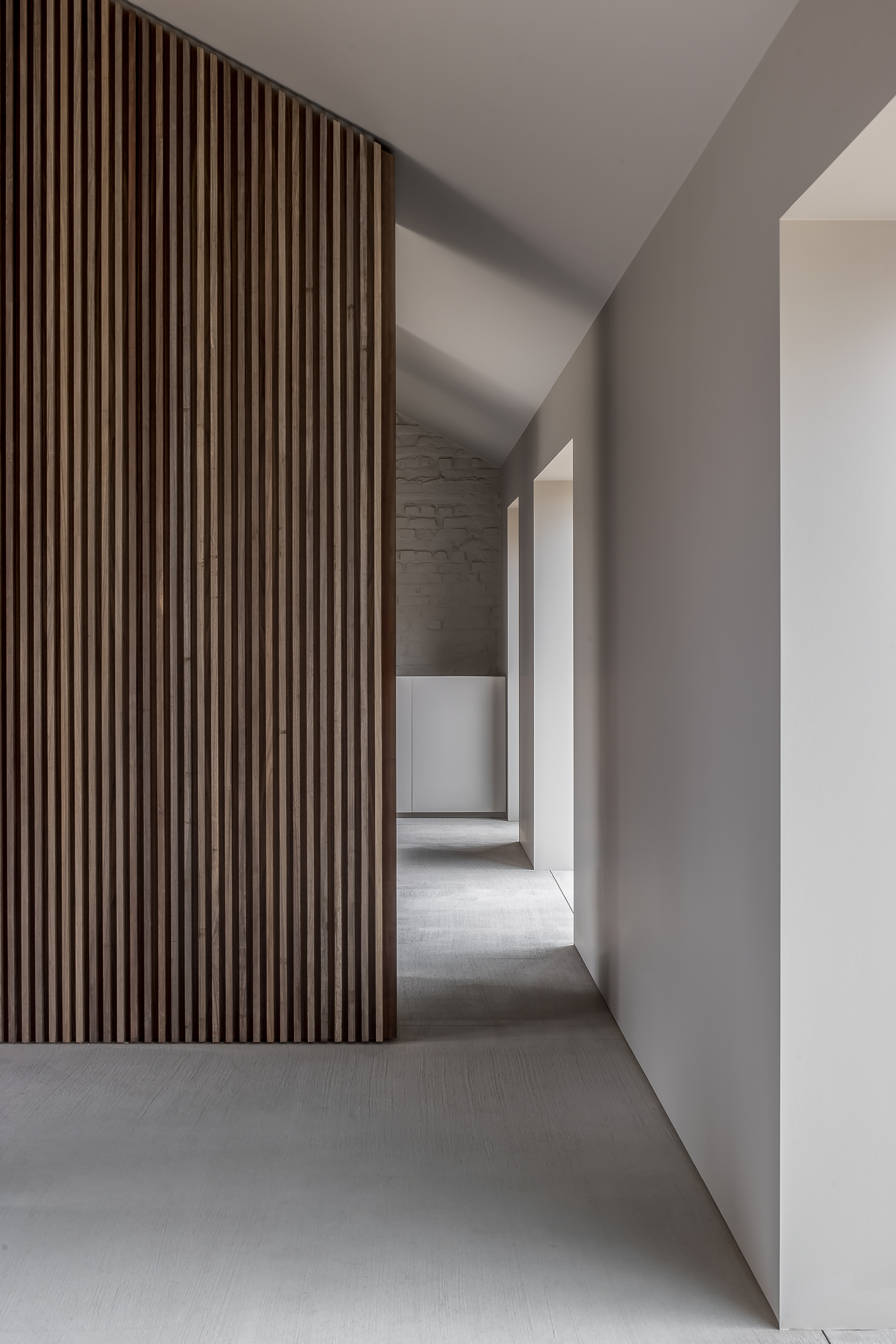 图片[4]|Moróro 户外概念公司新总部 / Minus Interior Architects|ART-Arrakis | 建筑室内设计的创新与灵感