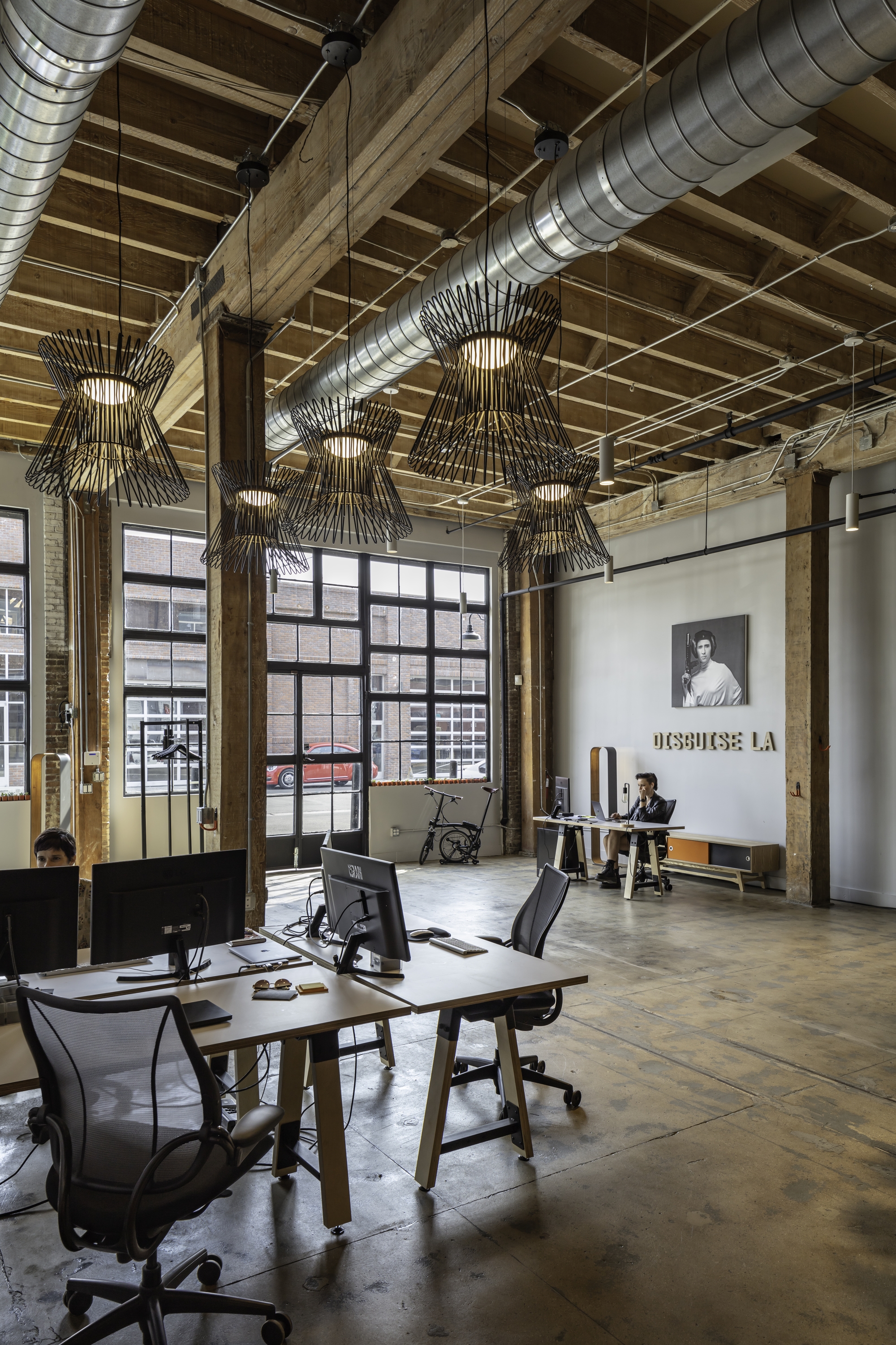 图片[2]|伪装办公室——洛杉矶|ART-Arrakis | 建筑室内设计的创新与灵感