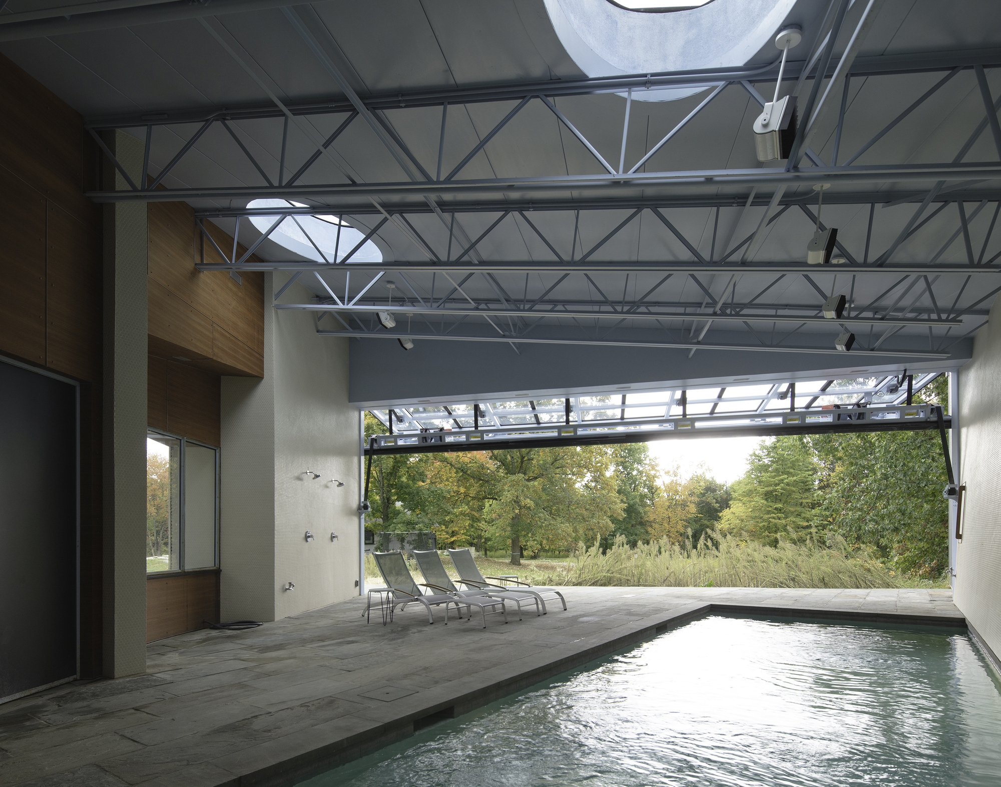 图片[2]|Gray Niva 泳池馆 / GAuthier Architects|ART-Arrakis | 建筑室内设计的创新与灵感