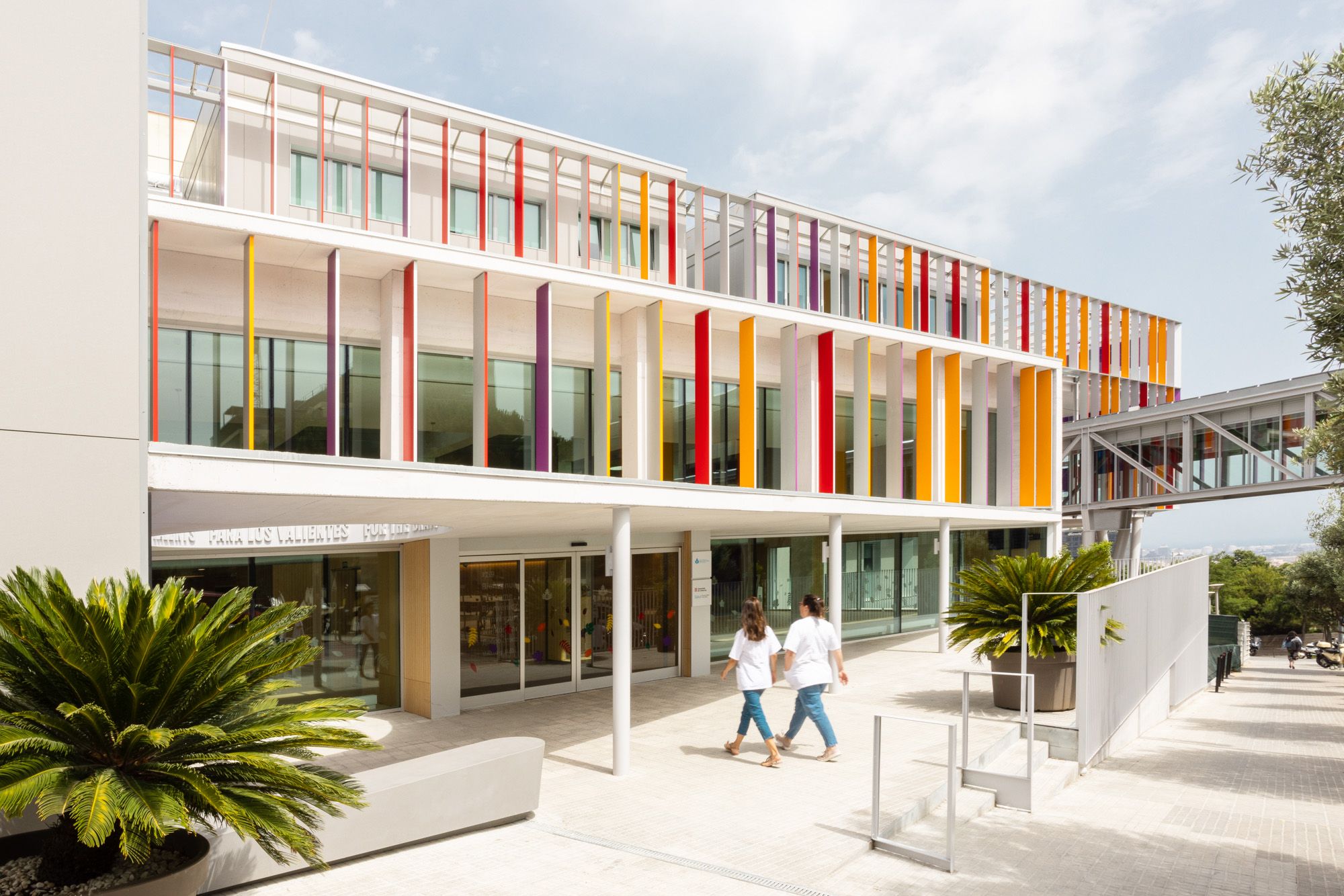 巴塞罗那癌症儿科中心|ART-Arrakis | 建筑室内设计的创新与灵感