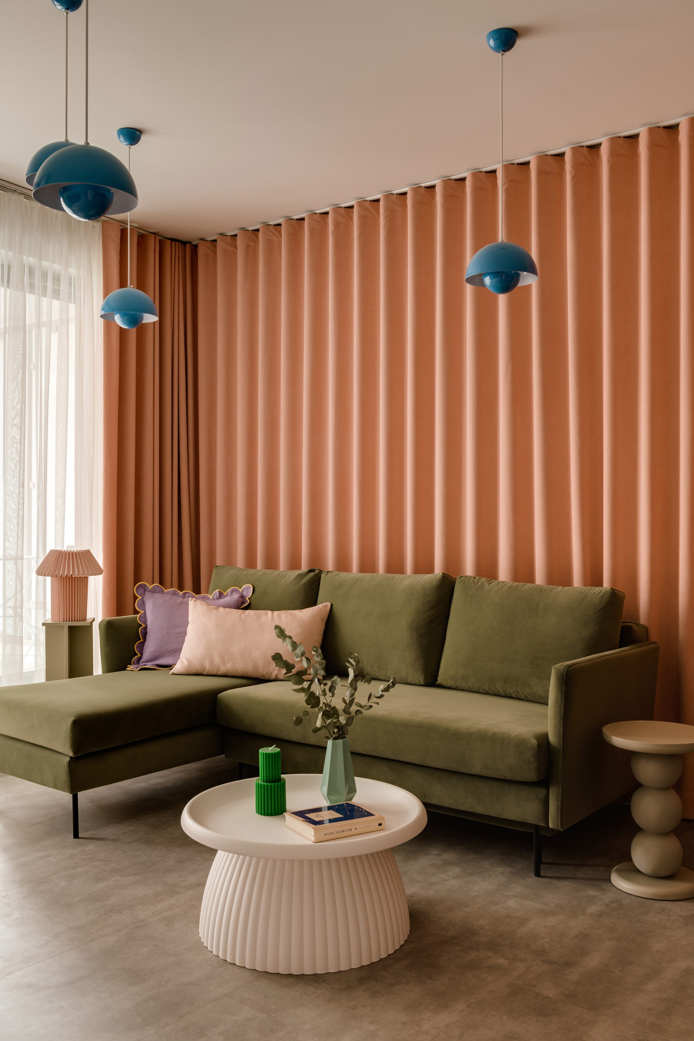 Furora Studio设计的Kraków出租公寓Pops具有“非常甜美的内部”|ART-Arrakis | 建筑室内设计的创新与灵感
