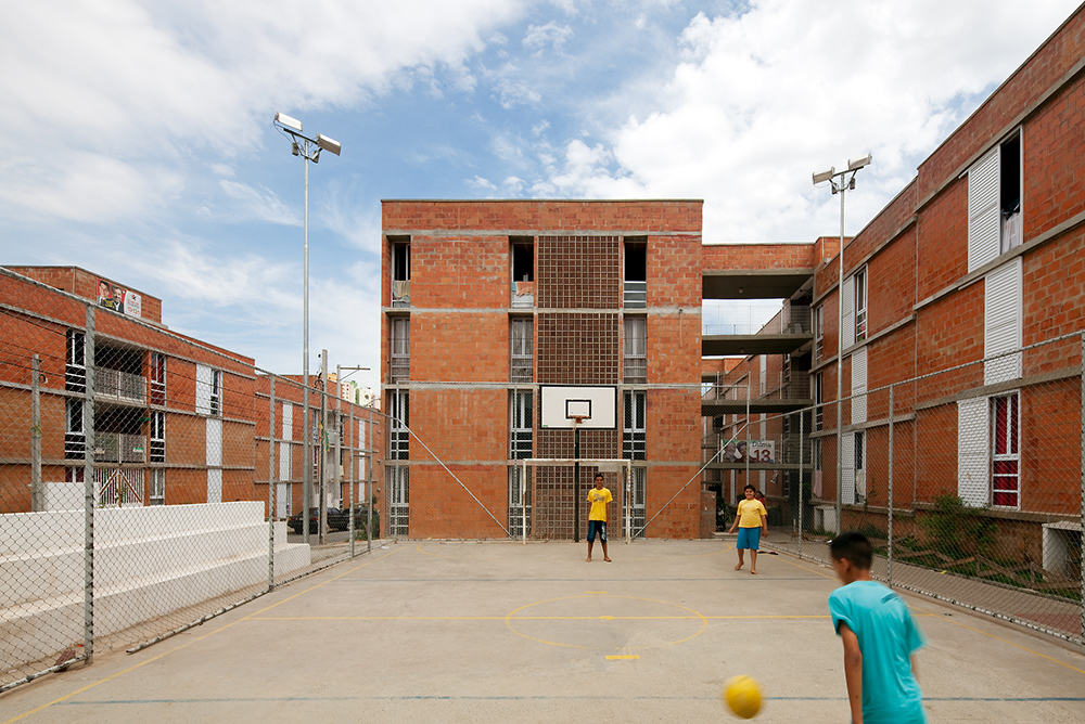 贫民窟美学，9 个巴西社会性住宅|ART-Arrakis | 建筑室内设计的创新与灵感