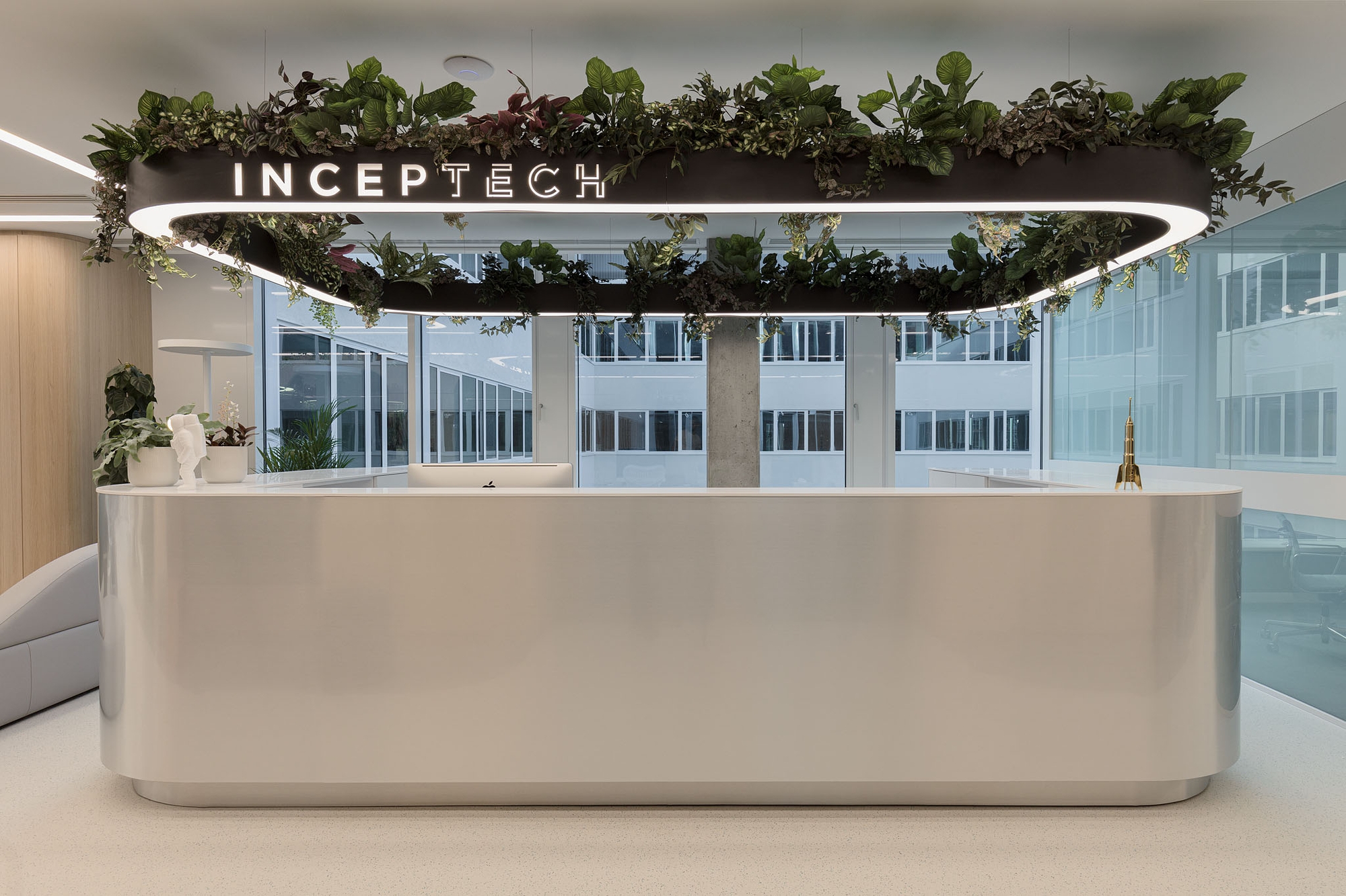 IncepTech办公室-布达佩斯|ART-Arrakis | 建筑室内设计的创新与灵感