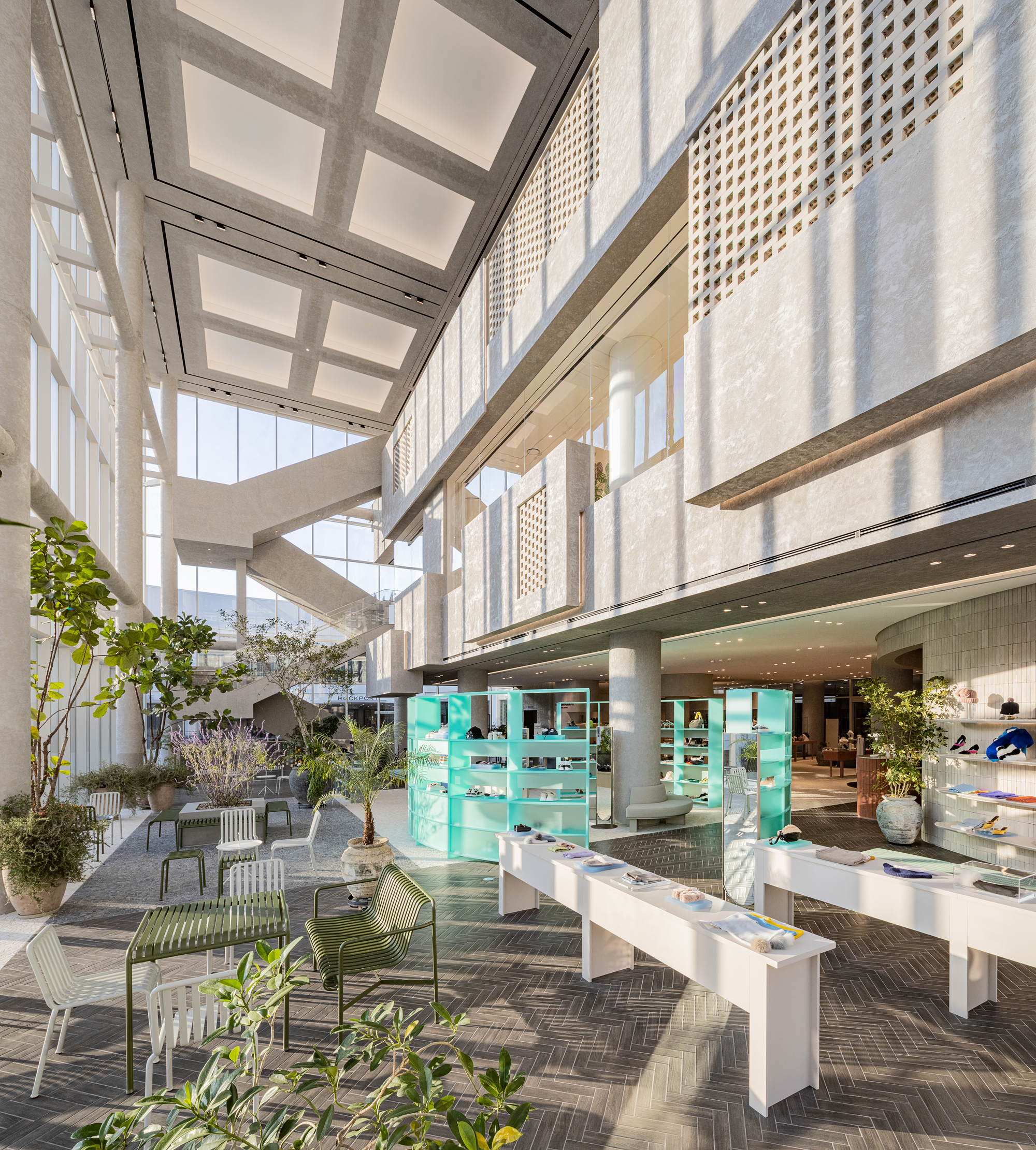 现代集团高级折扣店1号馆 / BetwinSpace Design|ART-Arrakis | 建筑室内设计的创新与灵感
