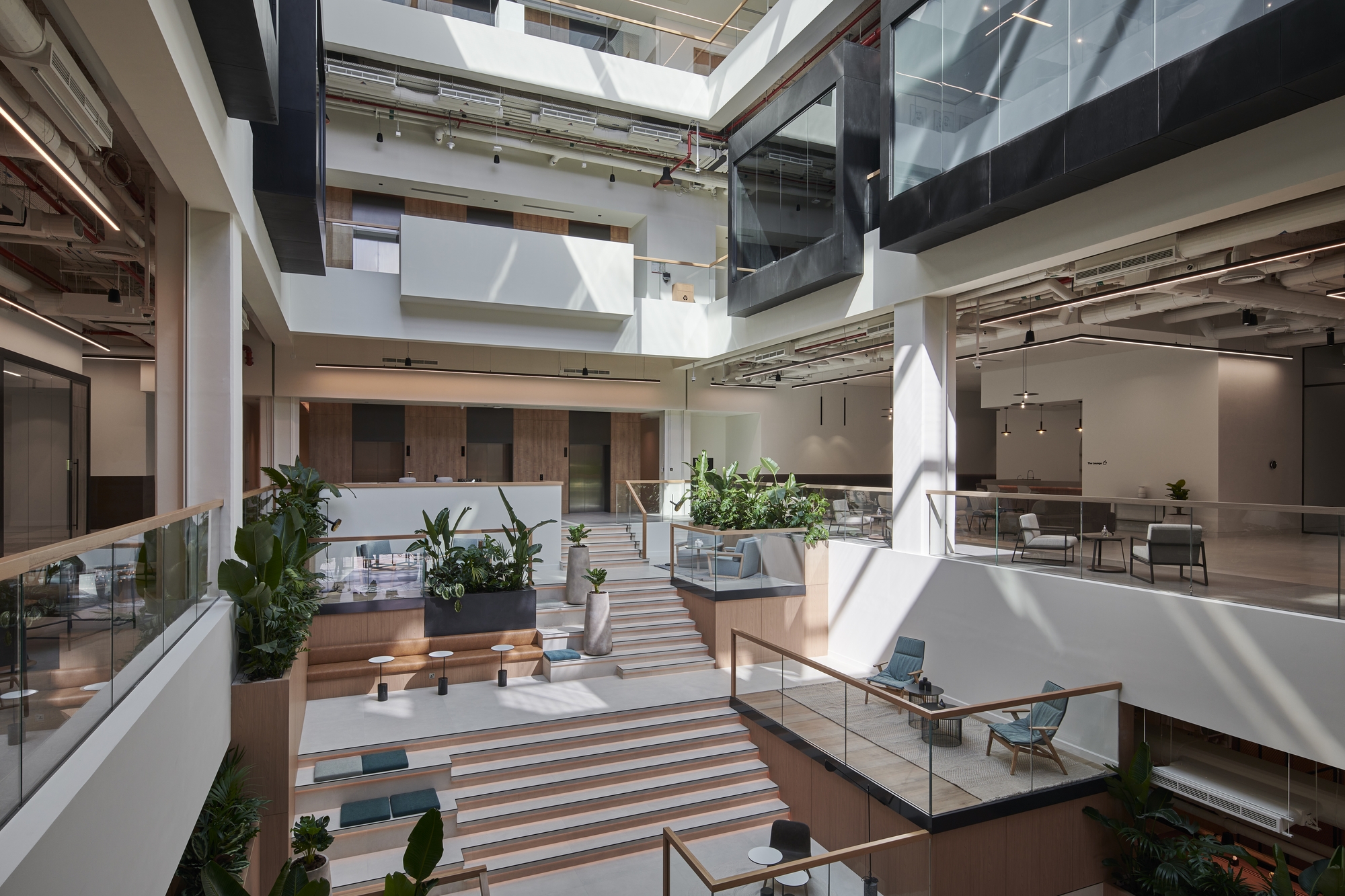 图片[2]|Aldar Properties办公室——阿布扎比|ART-Arrakis | 建筑室内设计的创新与灵感