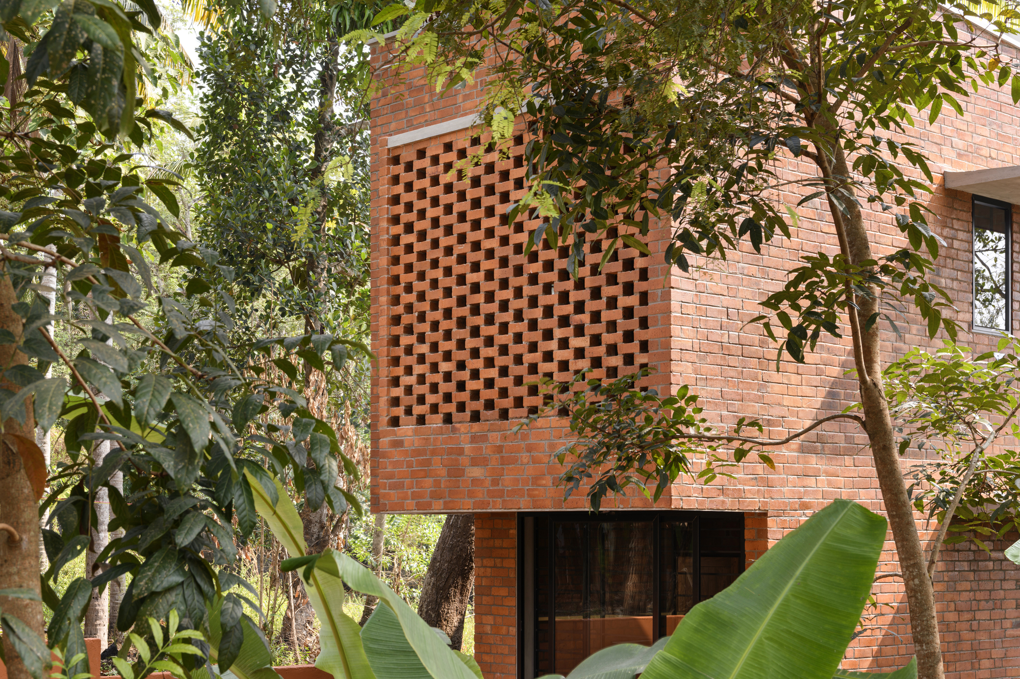 图片[6]|狭地砖屋 / Srijit Srinivas Architects|ART-Arrakis | 建筑室内设计的创新与灵感