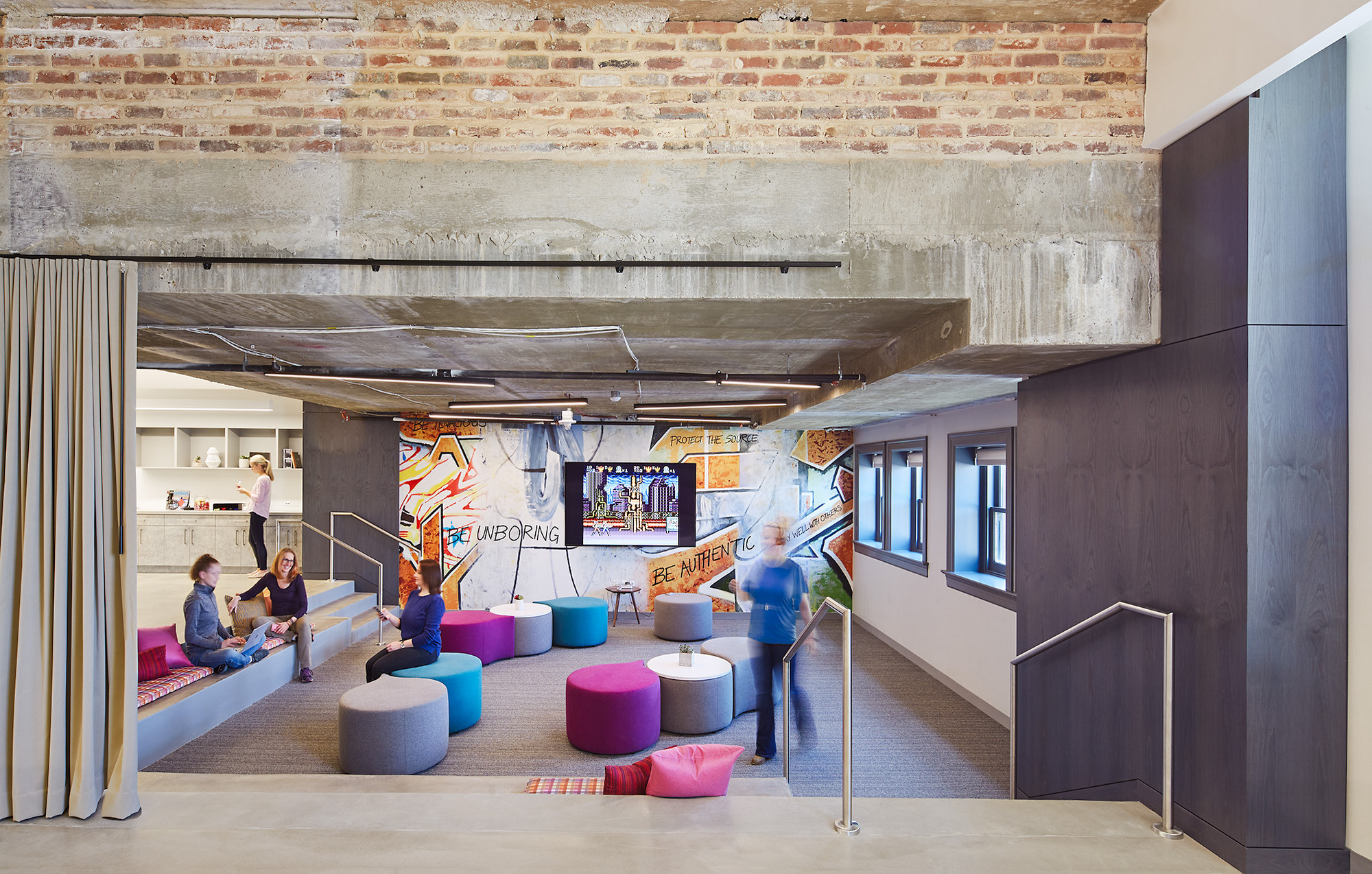 图片[3]|Yelp办公室——华盛顿特区|ART-Arrakis | 建筑室内设计的创新与灵感