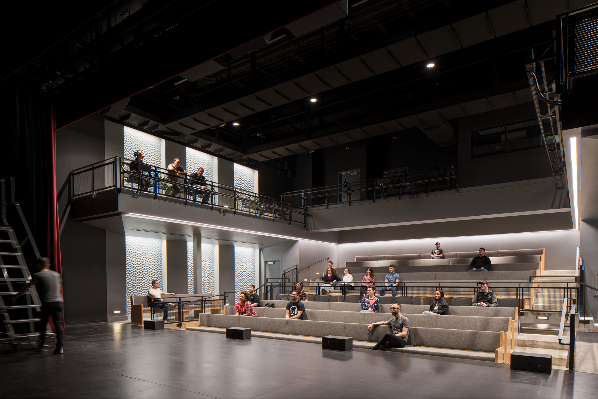 图片[2]|哥伦比亚大学芝加哥剧院艺术大楼改造|ART-Arrakis | 建筑室内设计的创新与灵感