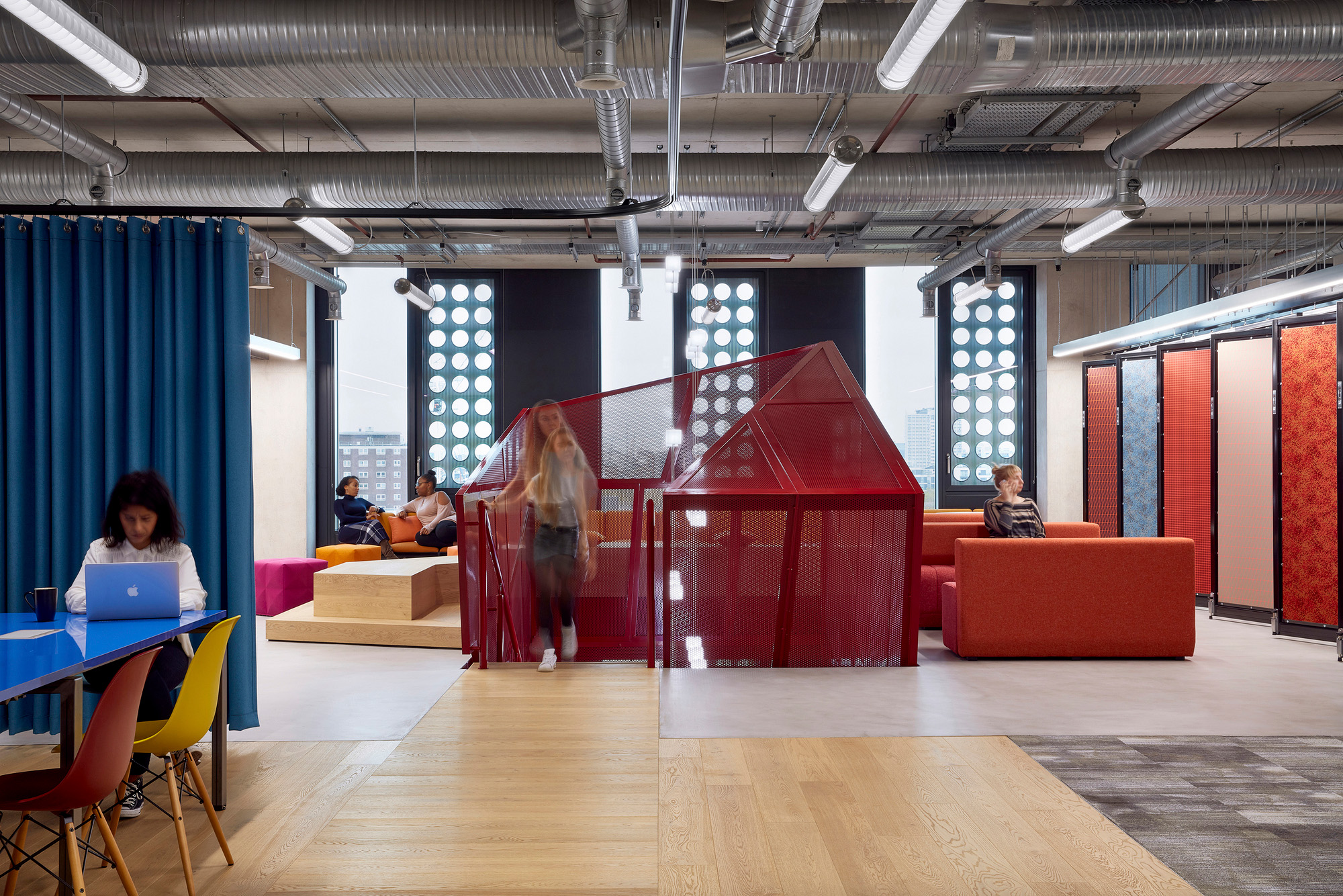 图片[7]|Adobe办公室——伦敦|ART-Arrakis | 建筑室内设计的创新与灵感