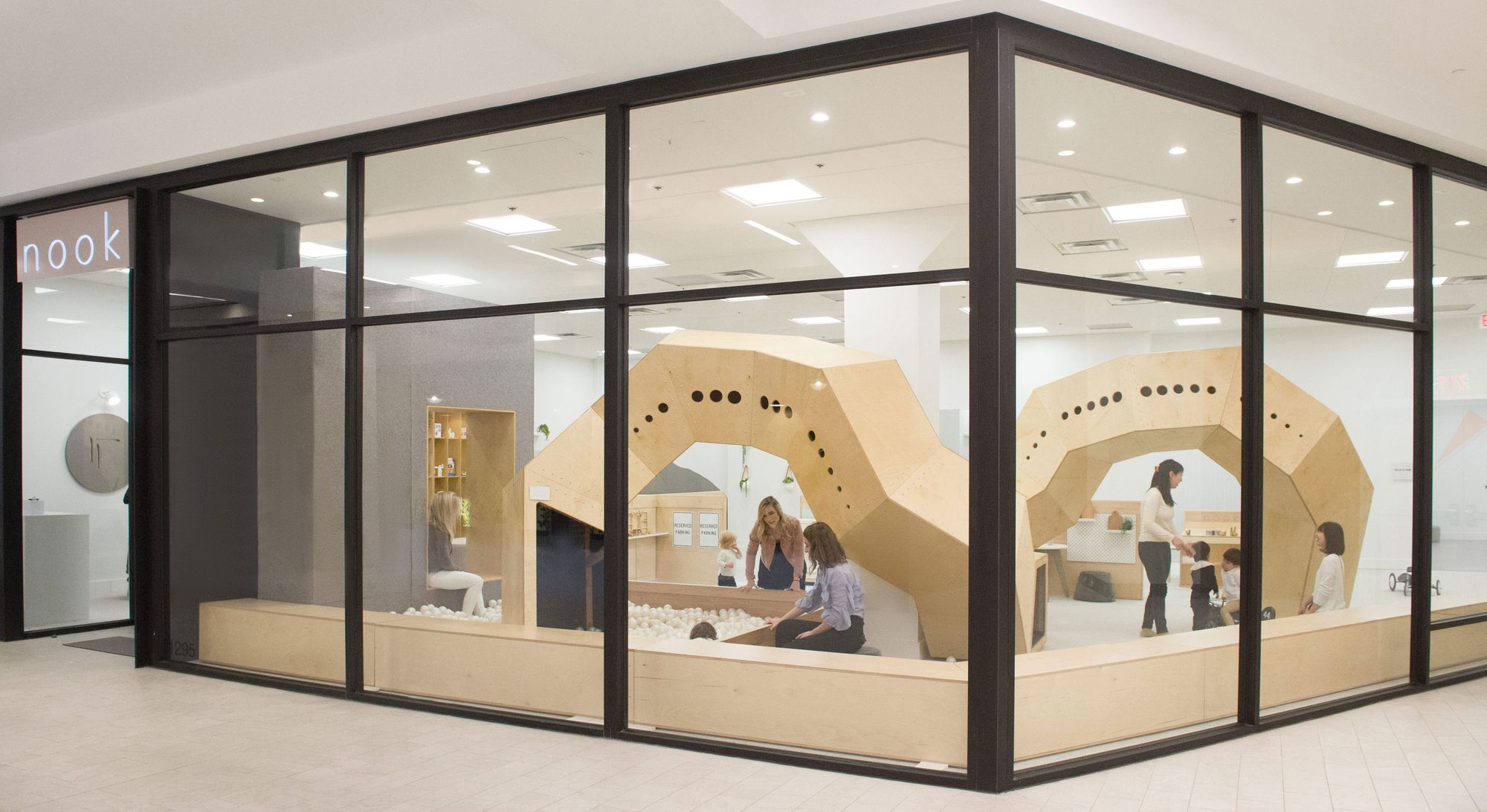 Nook游戏和学习空间-Ballston Quarter|ART-Arrakis | 建筑室内设计的创新与灵感