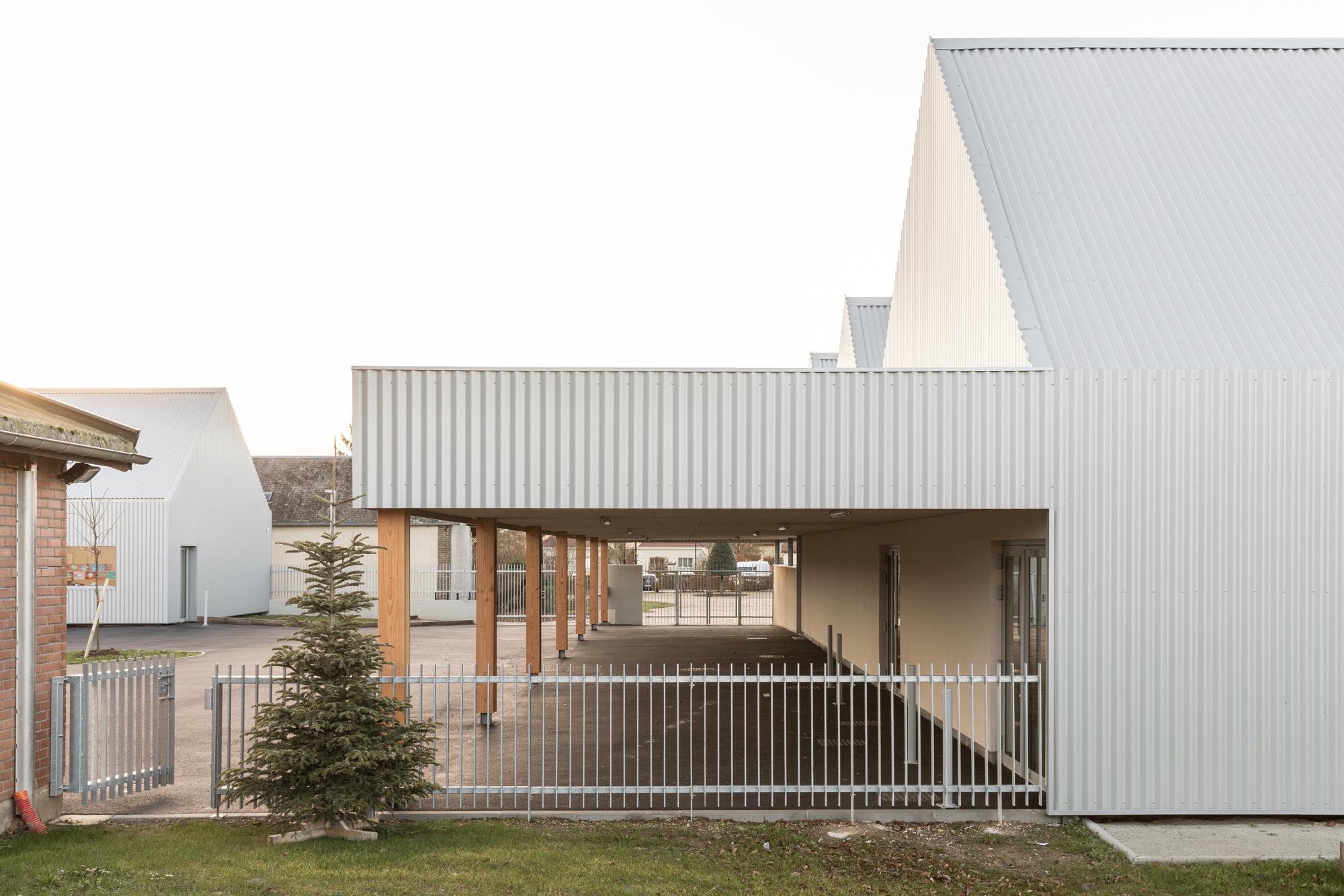 Guichainiville 综合学校 / ACAU Architects|ART-Arrakis | 建筑室内设计的创新与灵感