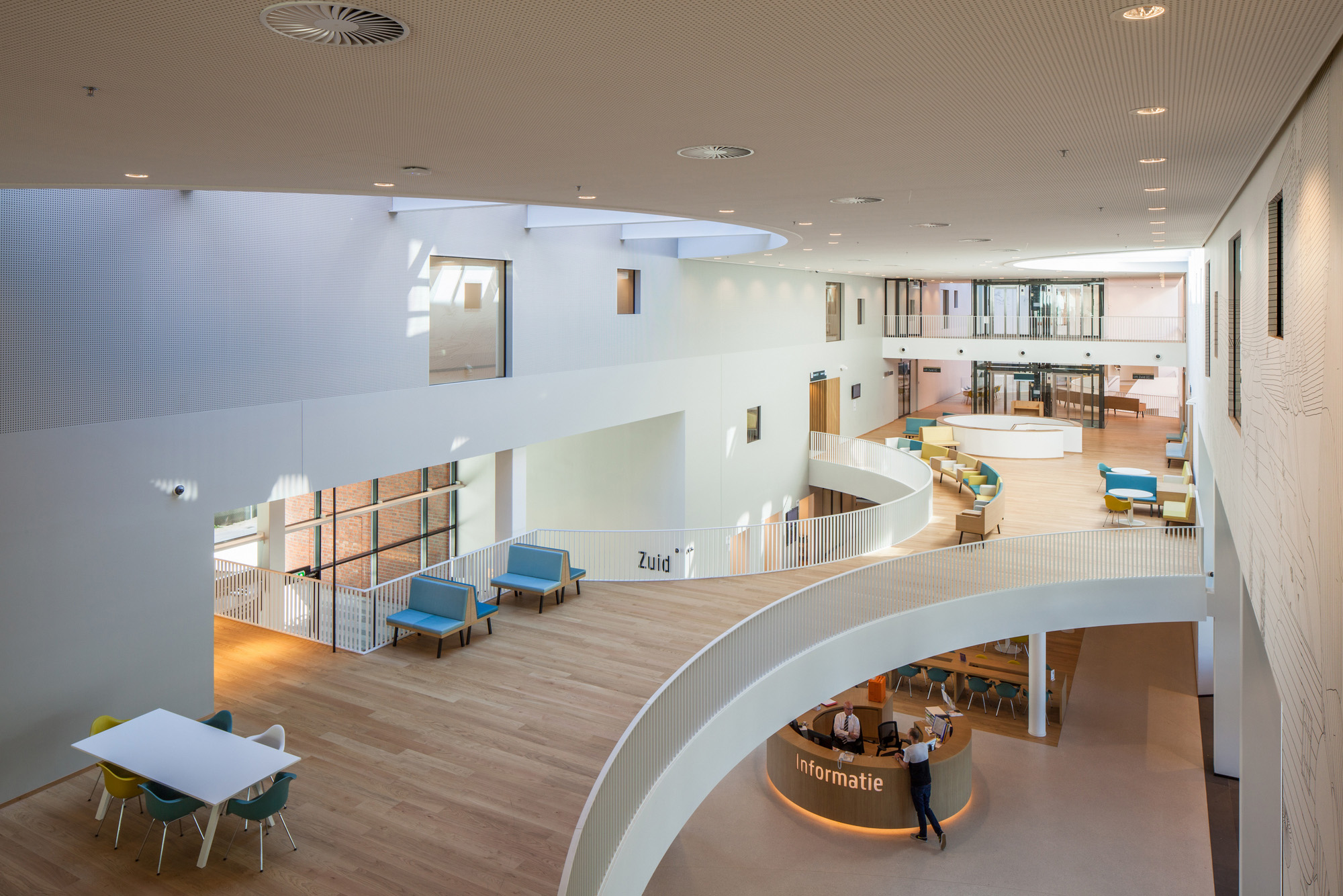 Zaans医疗中心|ART-Arrakis | 建筑室内设计的创新与灵感