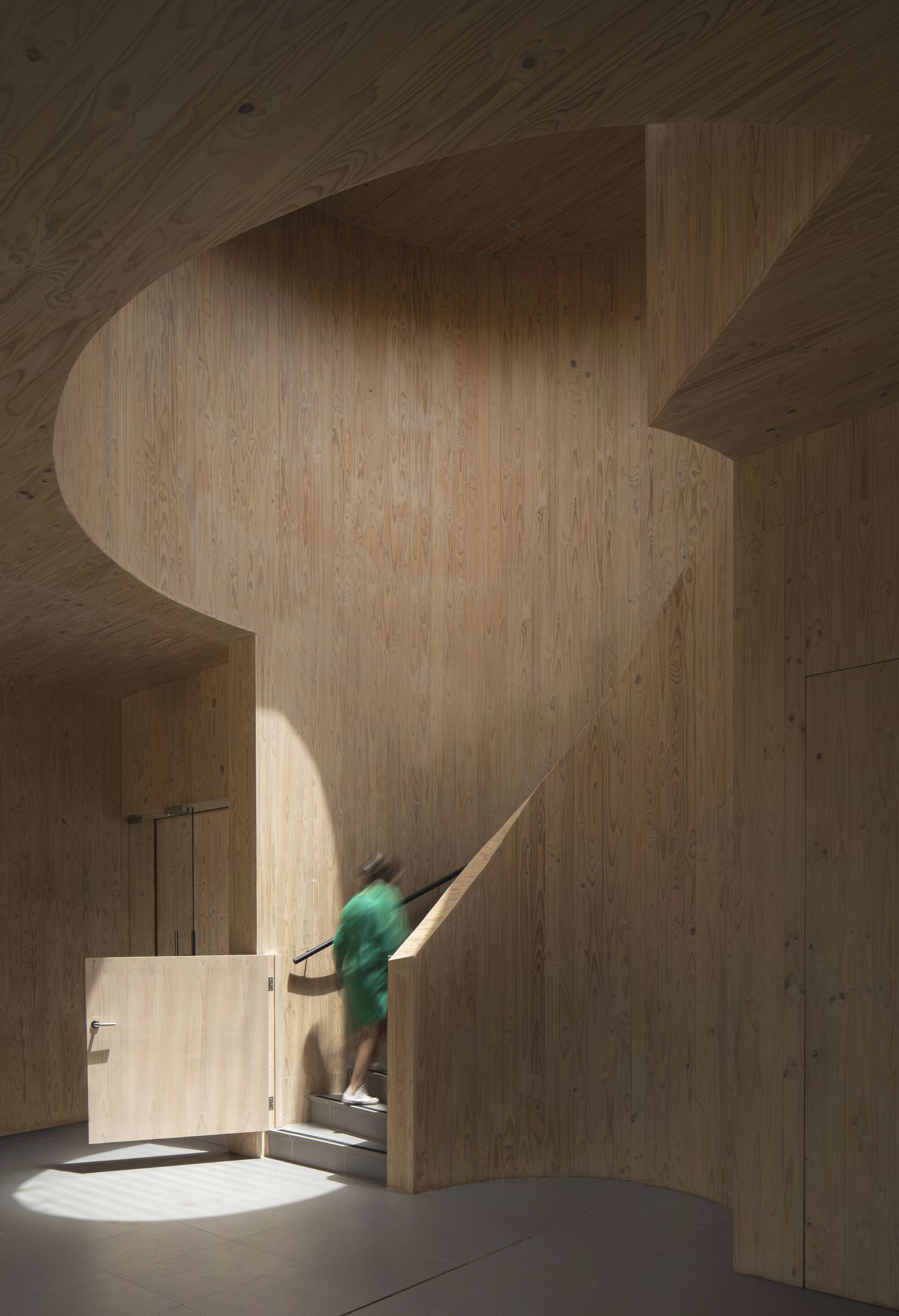 图片[5]|松木幼儿园 / Gonzalo Mardones Viviani|ART-Arrakis | 建筑室内设计的创新与灵感
