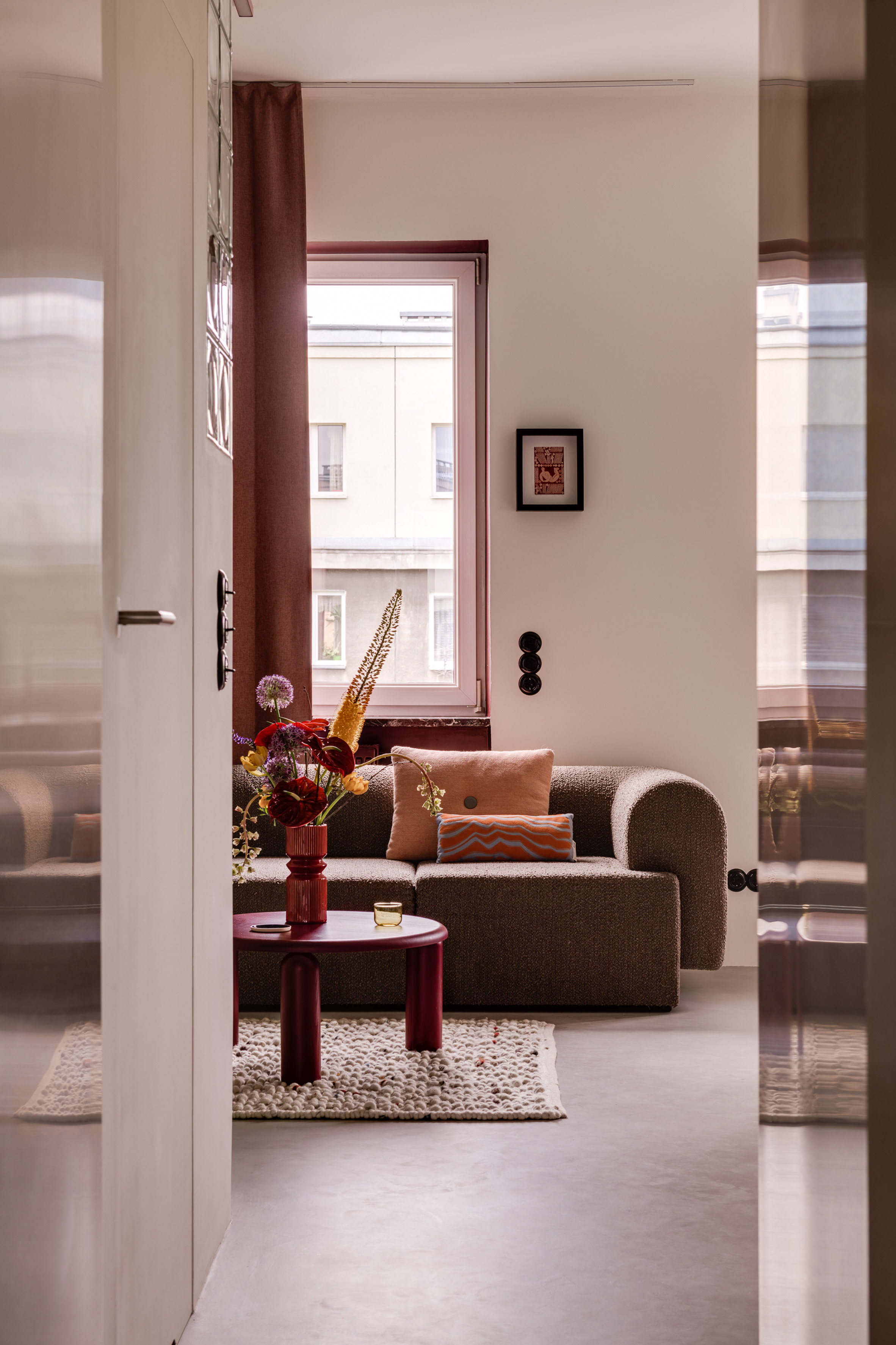 折衷的华沙公寓内部设计成“精致的拼图”|ART-Arrakis | 建筑室内设计的创新与灵感