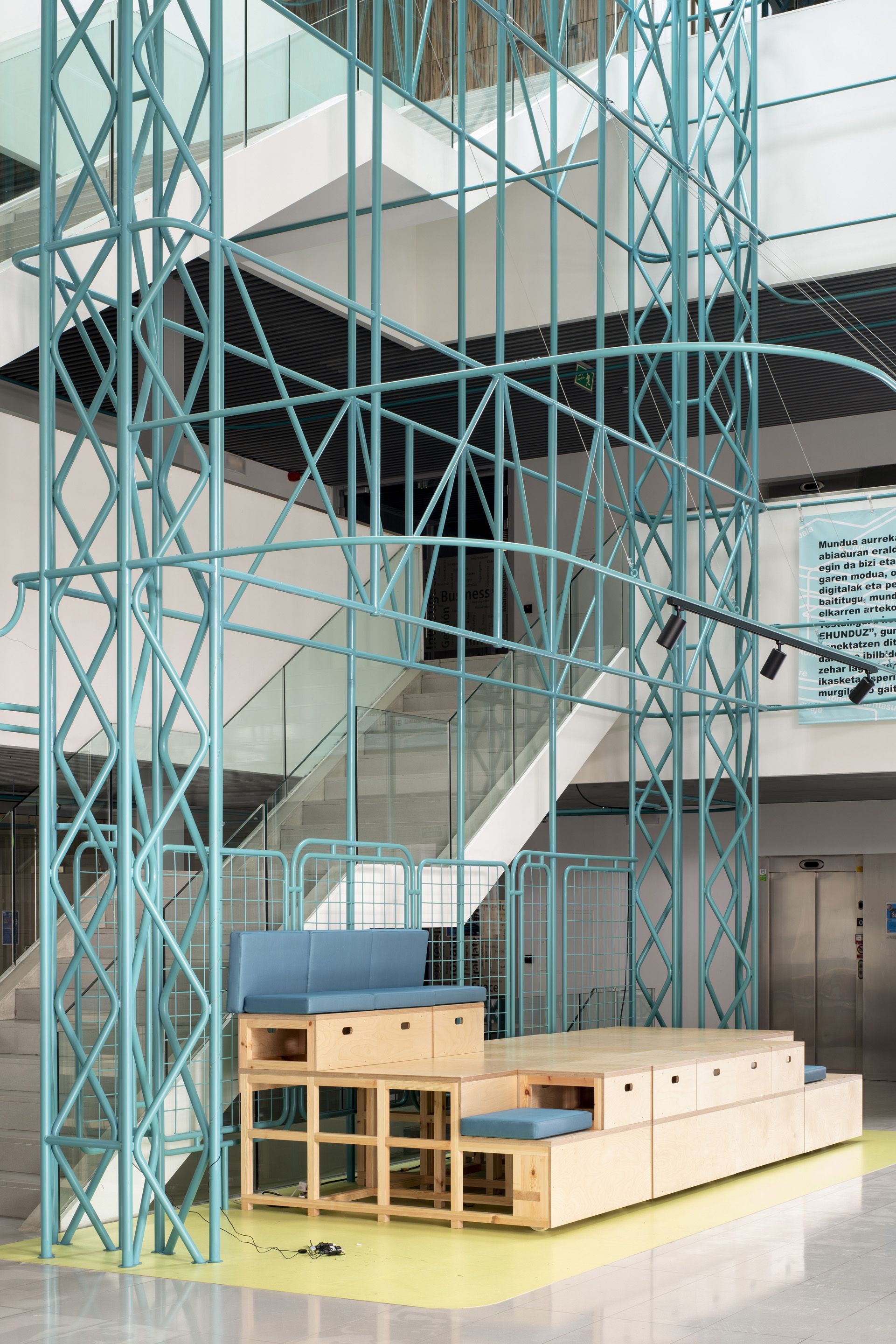 图片[2]|蒙德拉贡大学-欧纳蒂商学院校园翻新|ART-Arrakis | 建筑室内设计的创新与灵感