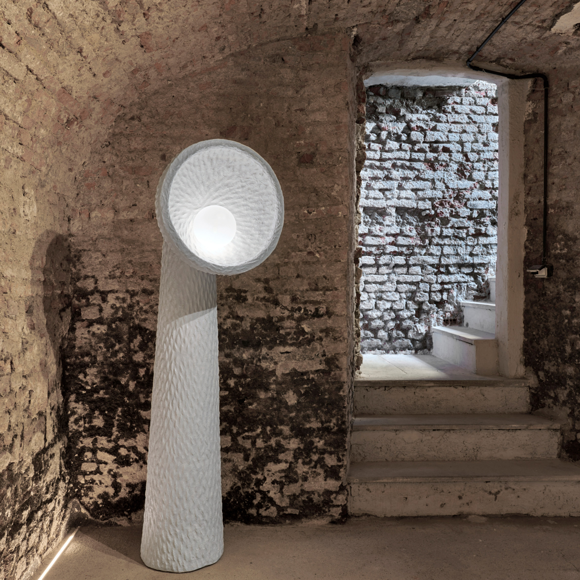 Faina的Soniah落地灯是Dezeen展厅的16款新产品之一|ART-Arrakis | 建筑室内设计的创新与灵感