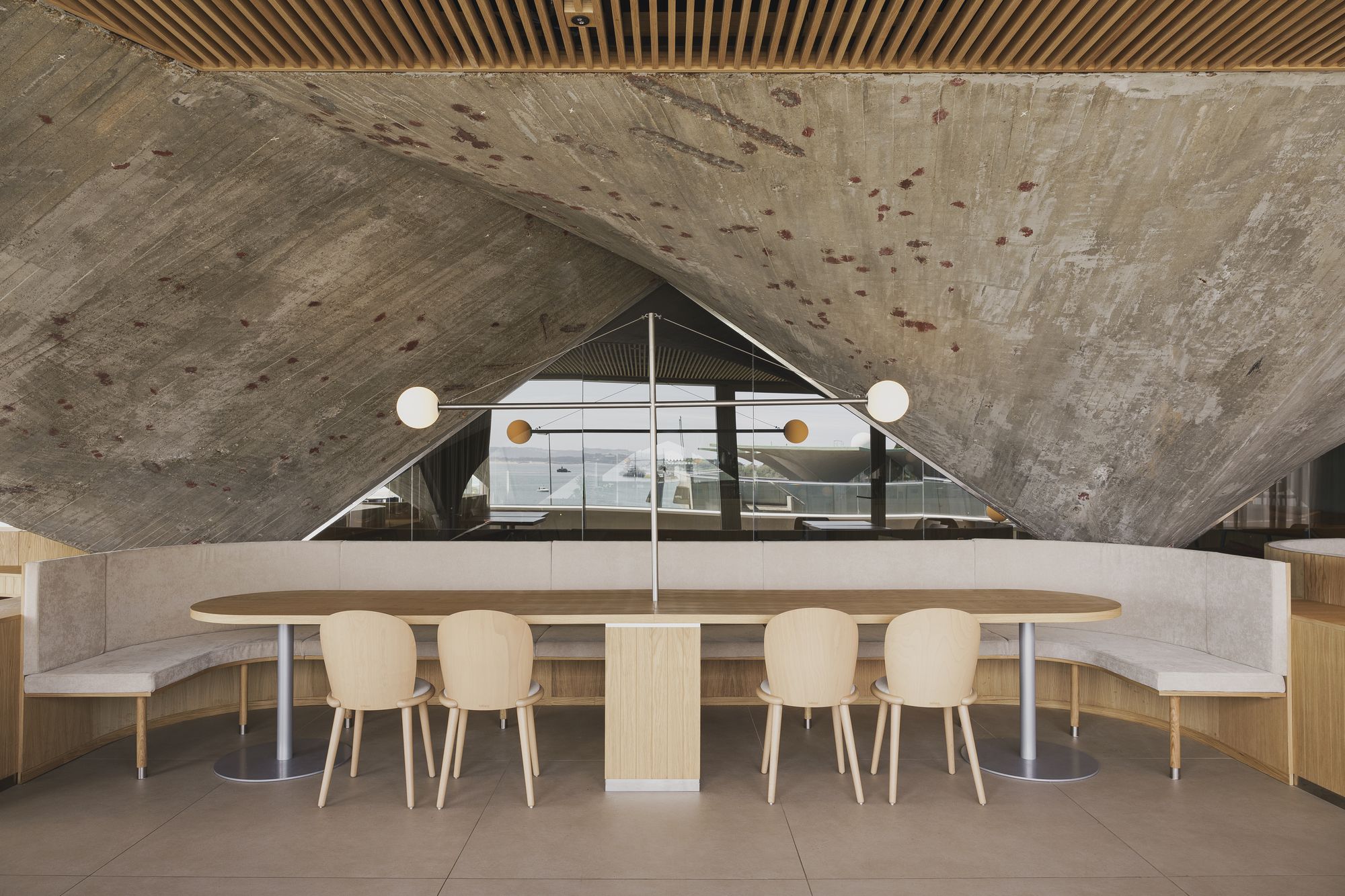 图片[2]|坎塔布里安海事博物馆餐厅|ART-Arrakis | 建筑室内设计的创新与灵感