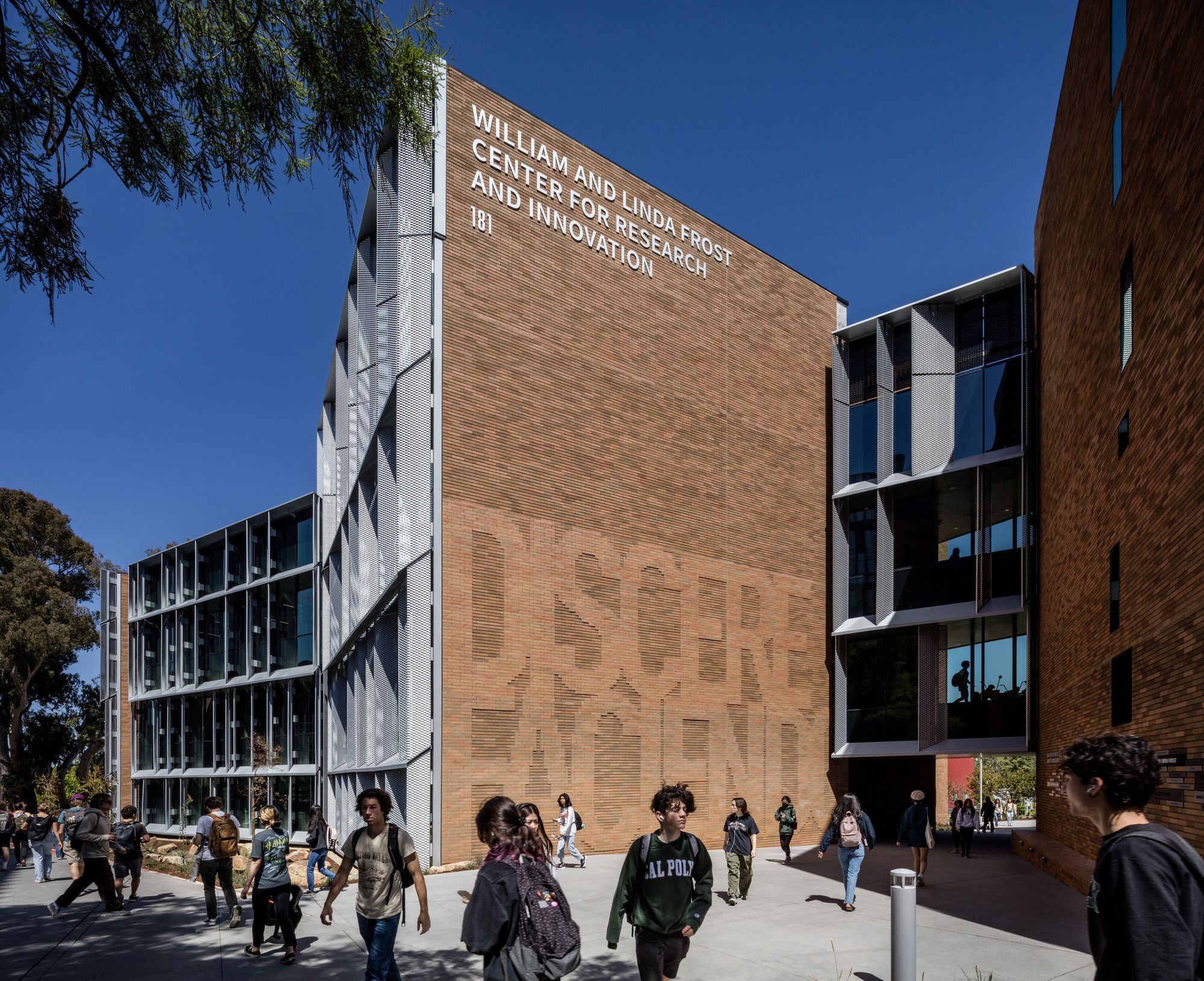 图片[3]|加州理工州立大学，圣路易斯奥比斯波-威廉和琳达·弗罗斯特研究与创新中心|ART-Arrakis | 建筑室内设计的创新与灵感