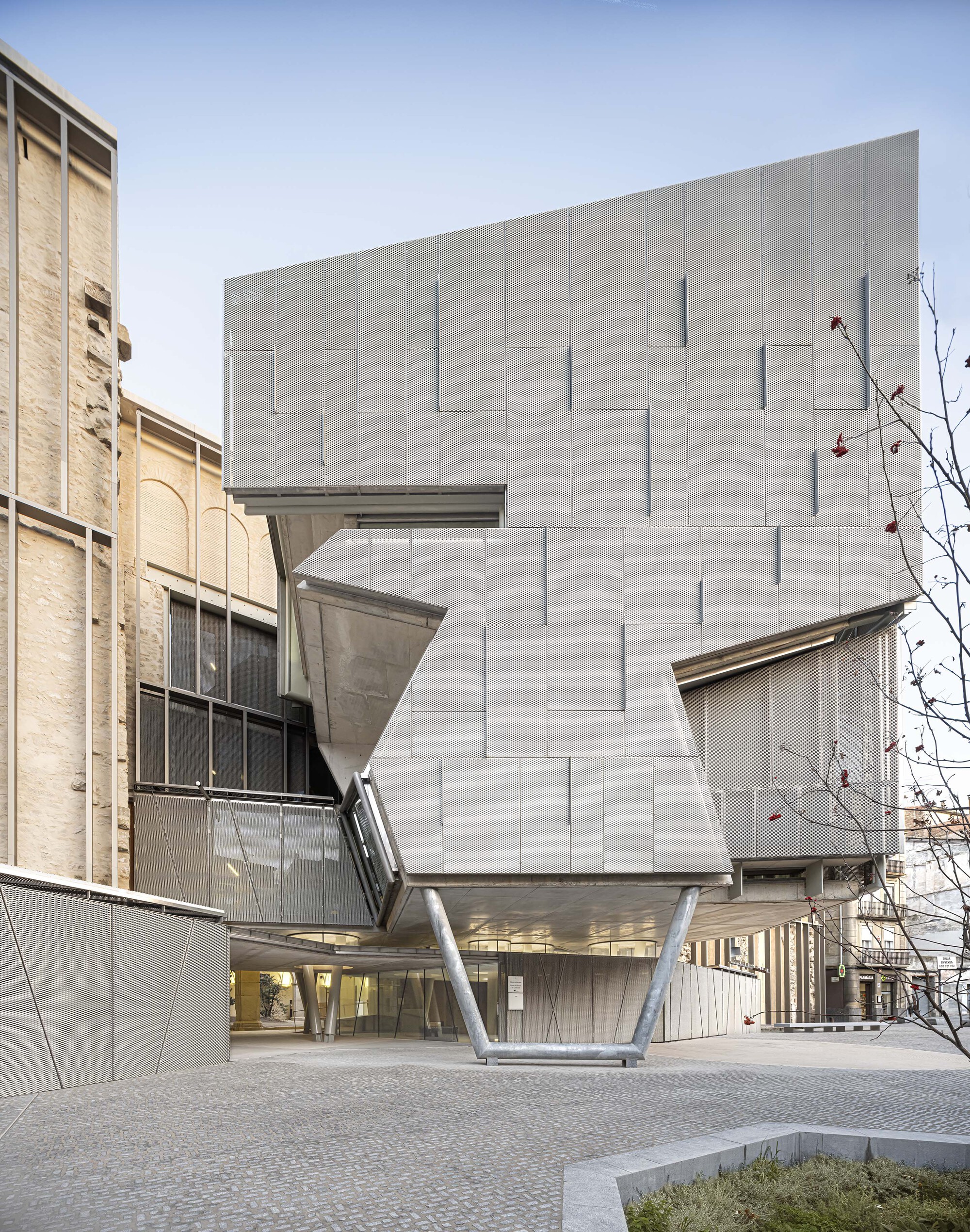 加泰罗尼亚巴洛克博物馆改造，异形体量介入 / David Closes|ART-Arrakis | 建筑室内设计的创新与灵感