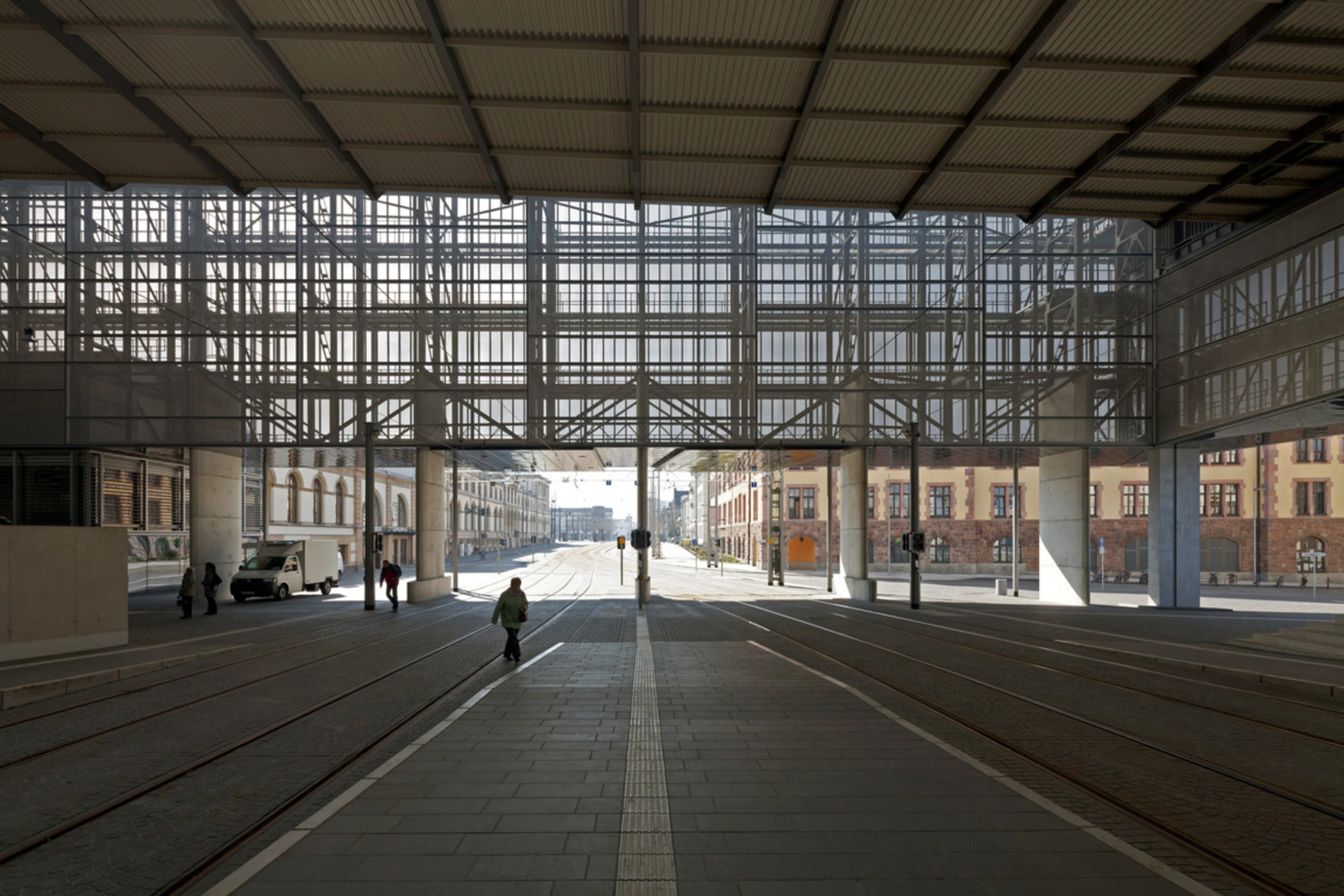 图片[2]|Chemnitz 主站 / Grüntuch Ernst Architects|ART-Arrakis | 建筑室内设计的创新与灵感