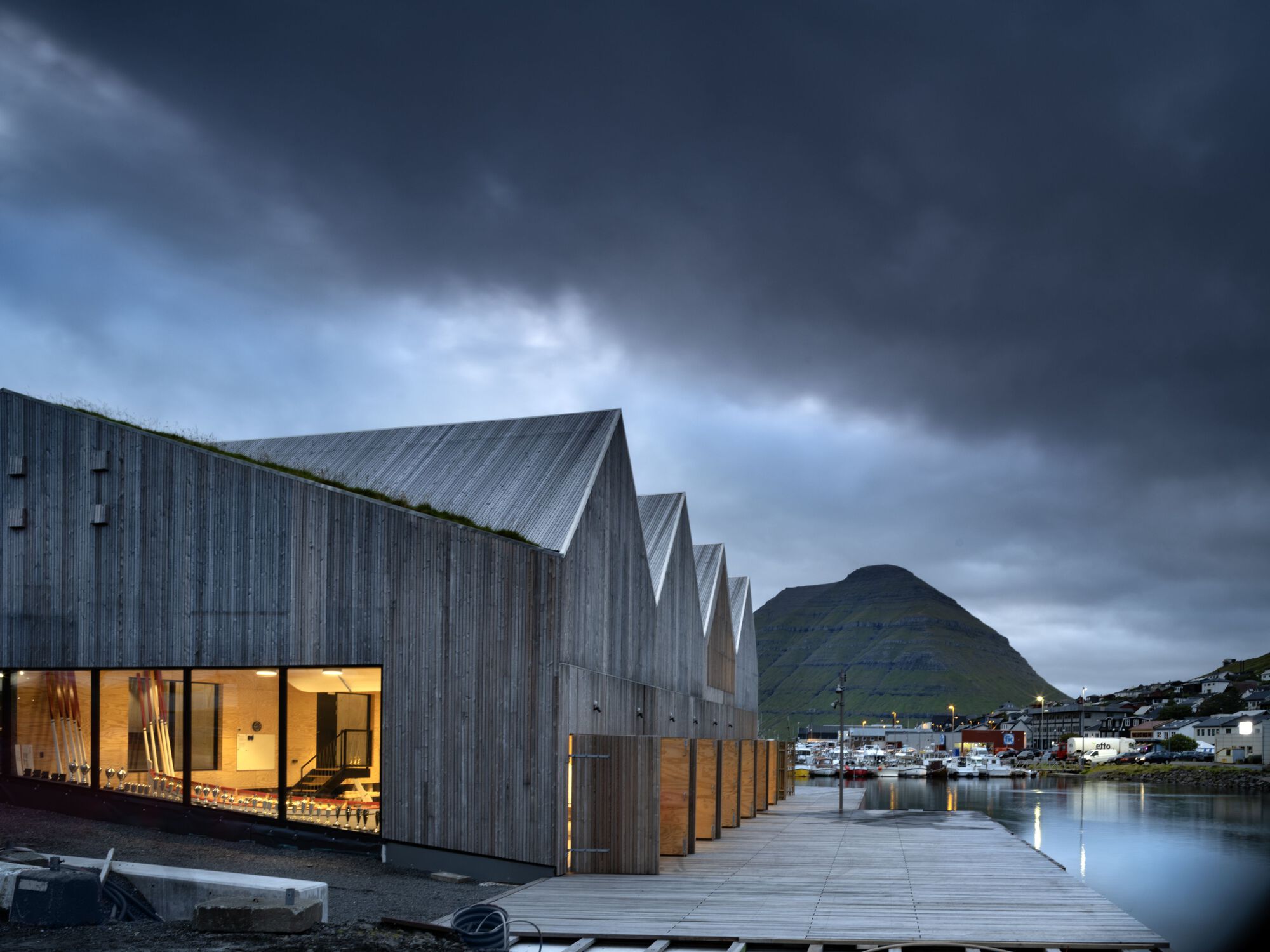 图片[3]|Klaksvik 赛艇俱乐部 / Henning Larsen|ART-Arrakis | 建筑室内设计的创新与灵感